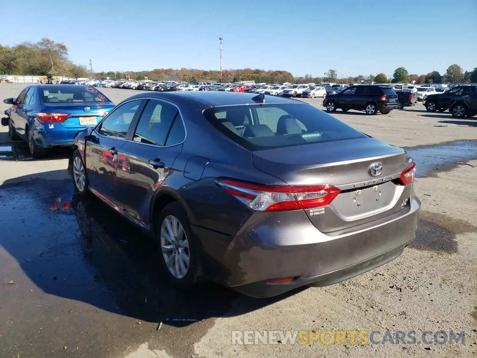 3 Photograph of a damaged car 4T1C11BK2LU008270 TOYOTA CAMRY 2020