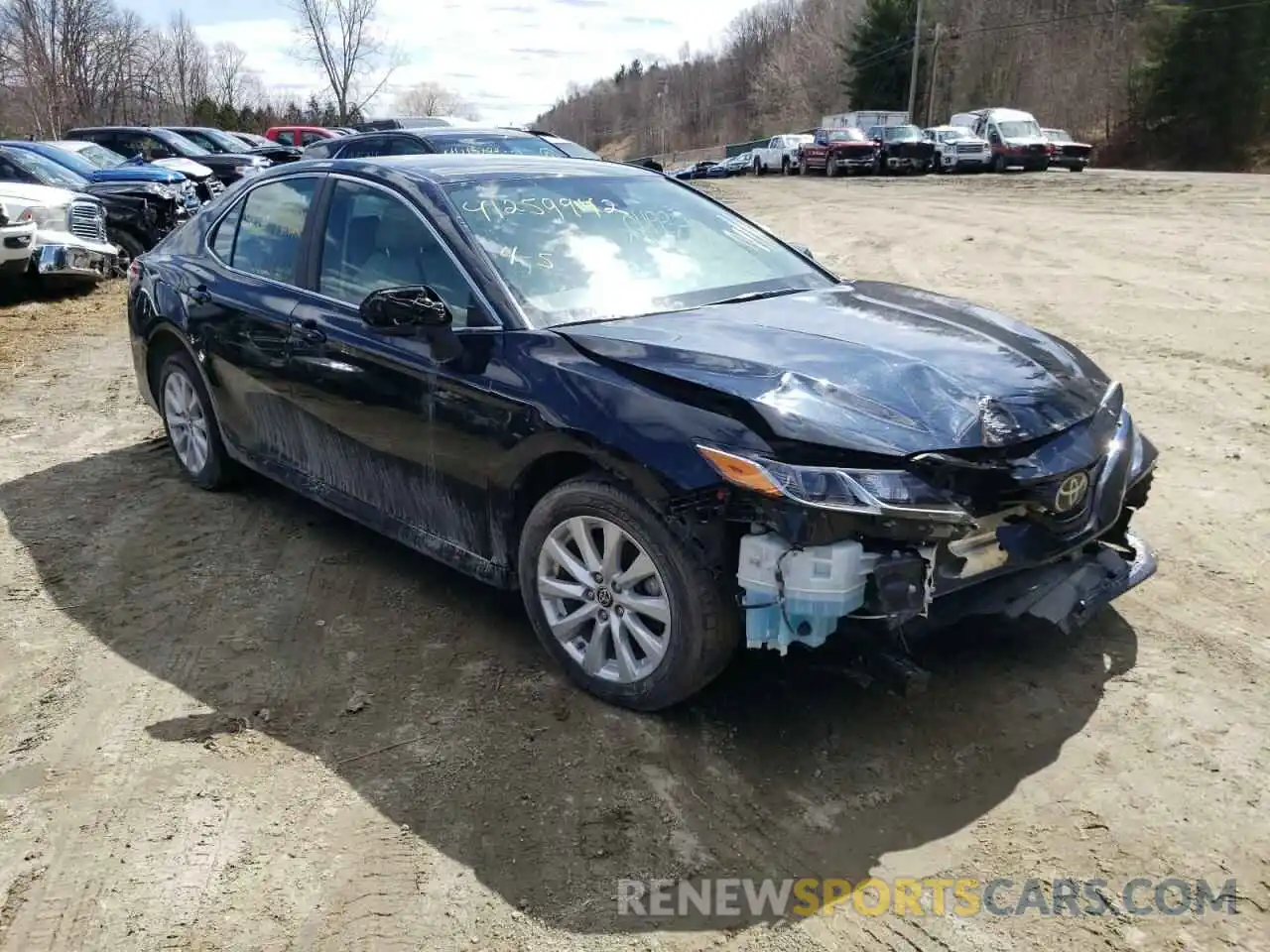 1 Photograph of a damaged car 4T1C11BK2LU016868 TOYOTA CAMRY 2020