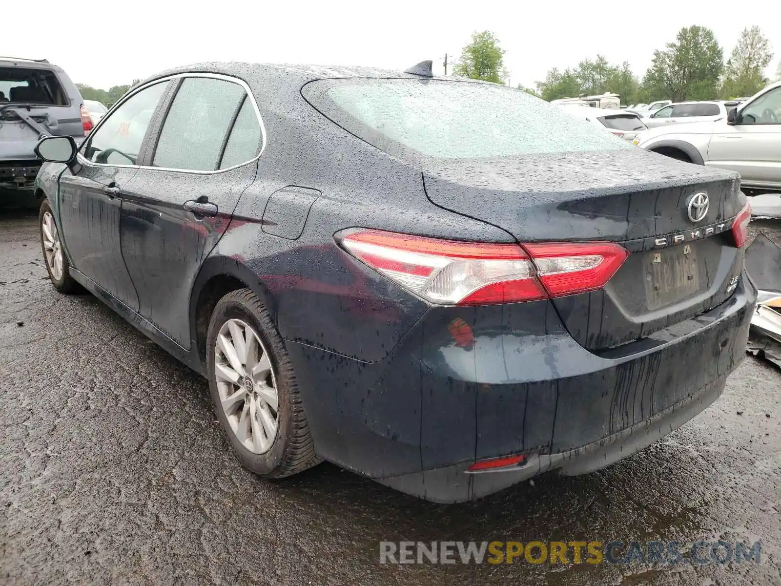 3 Photograph of a damaged car 4T1C11BK3LU008309 TOYOTA CAMRY 2020