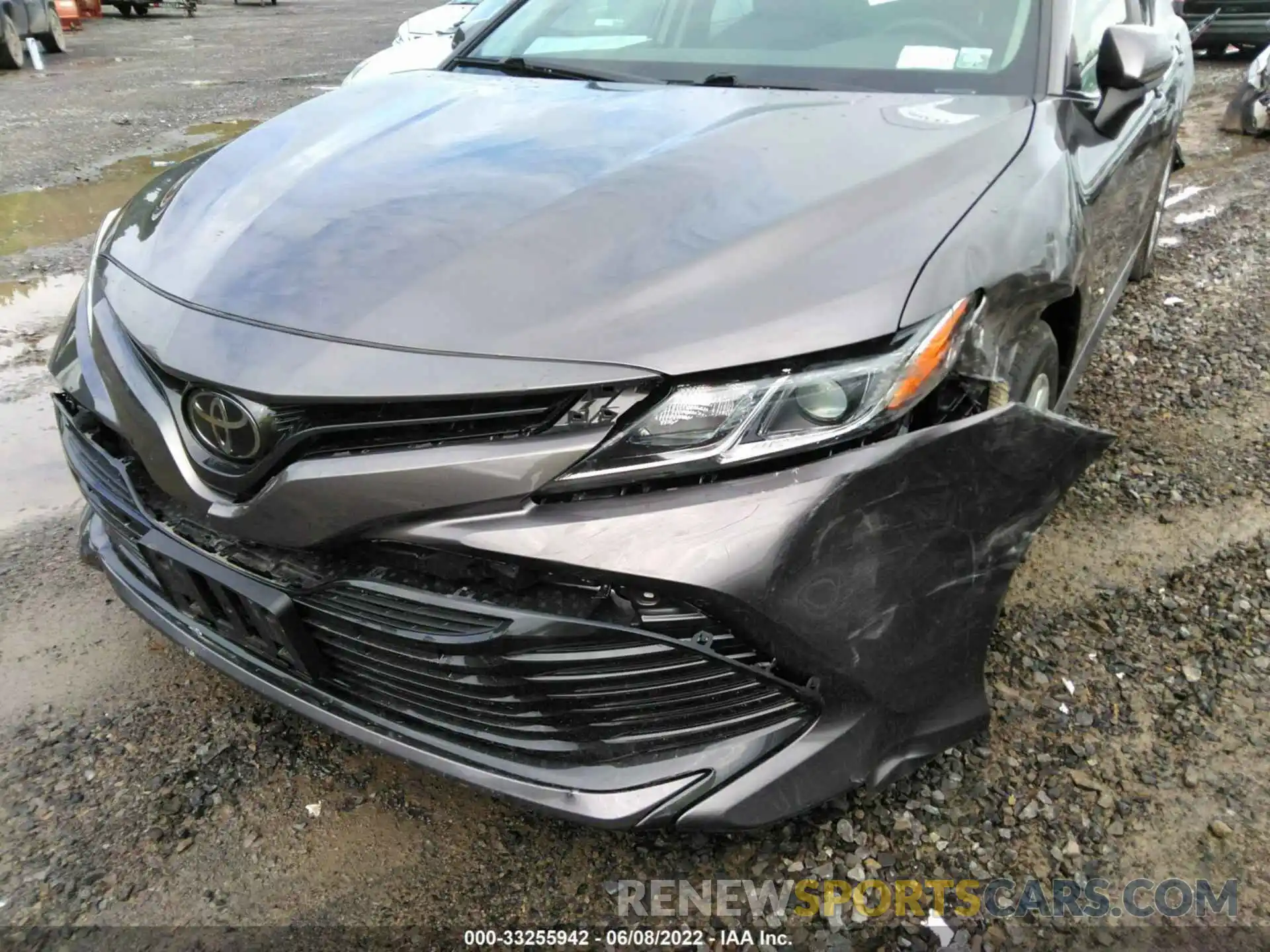 12 Photograph of a damaged car 4T1C11BK3LU008777 TOYOTA CAMRY 2020