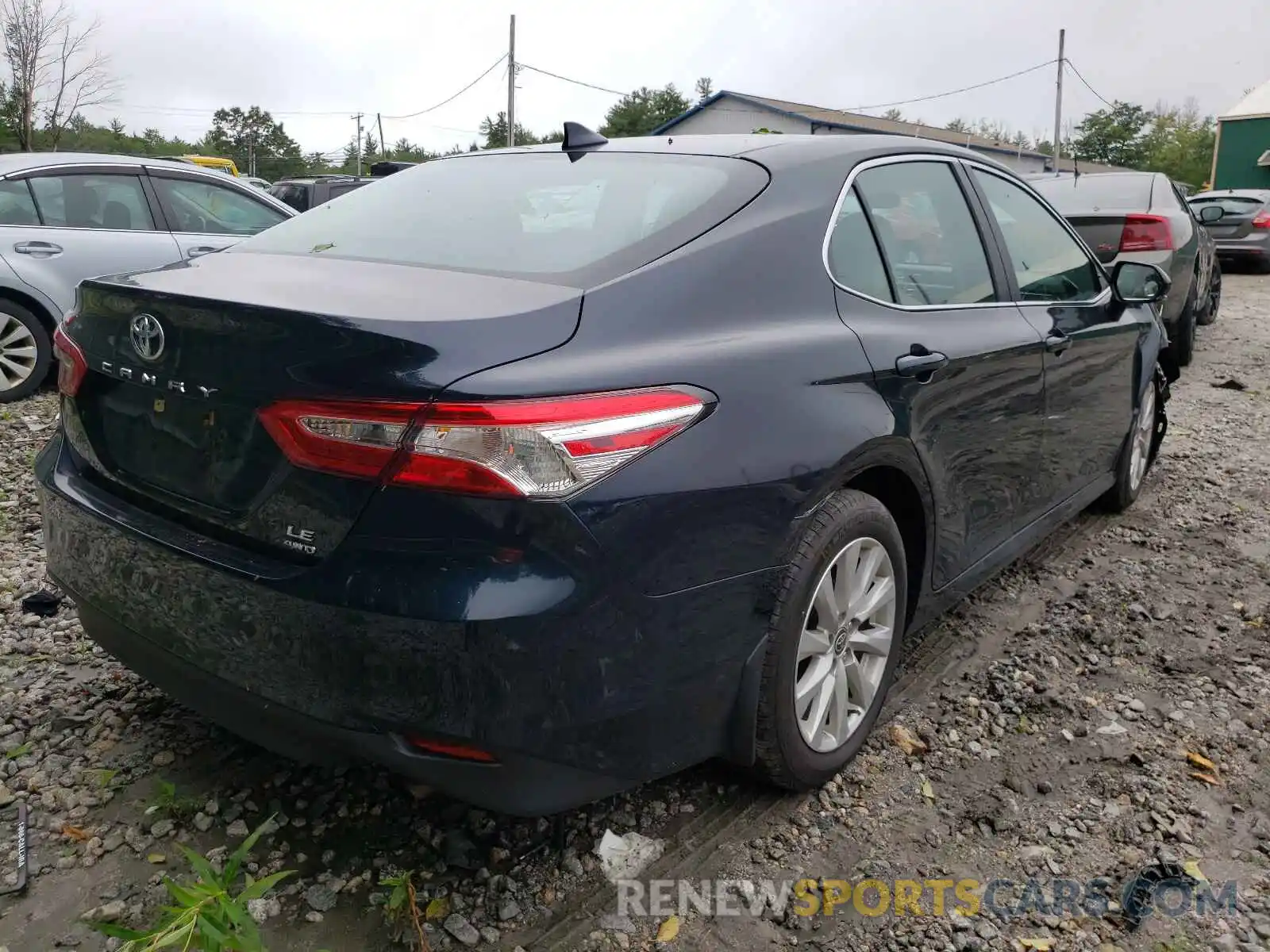 4 Photograph of a damaged car 4T1C11BK3LU008990 TOYOTA CAMRY 2020