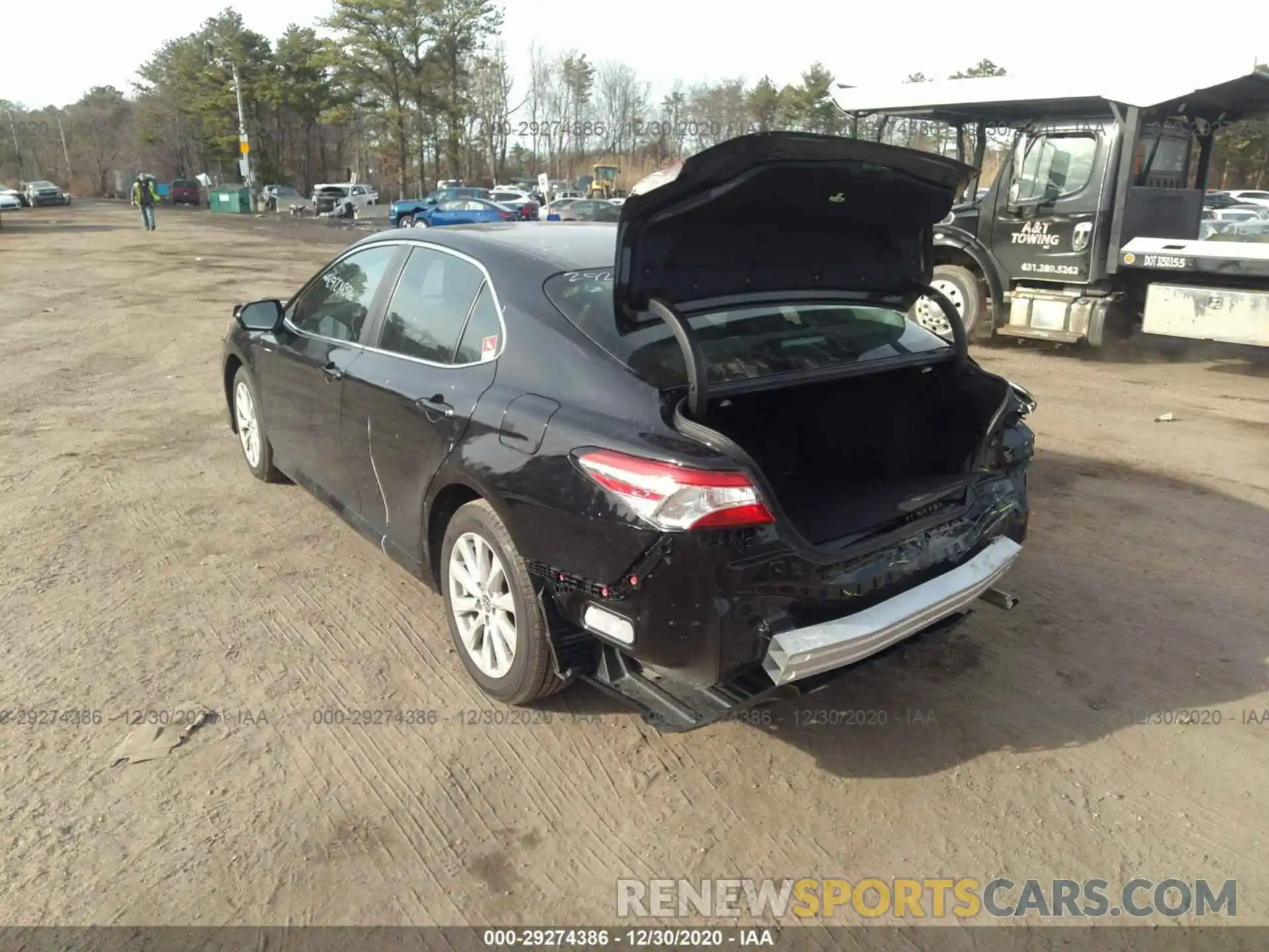 3 Photograph of a damaged car 4T1C11BK4LU004527 TOYOTA CAMRY 2020