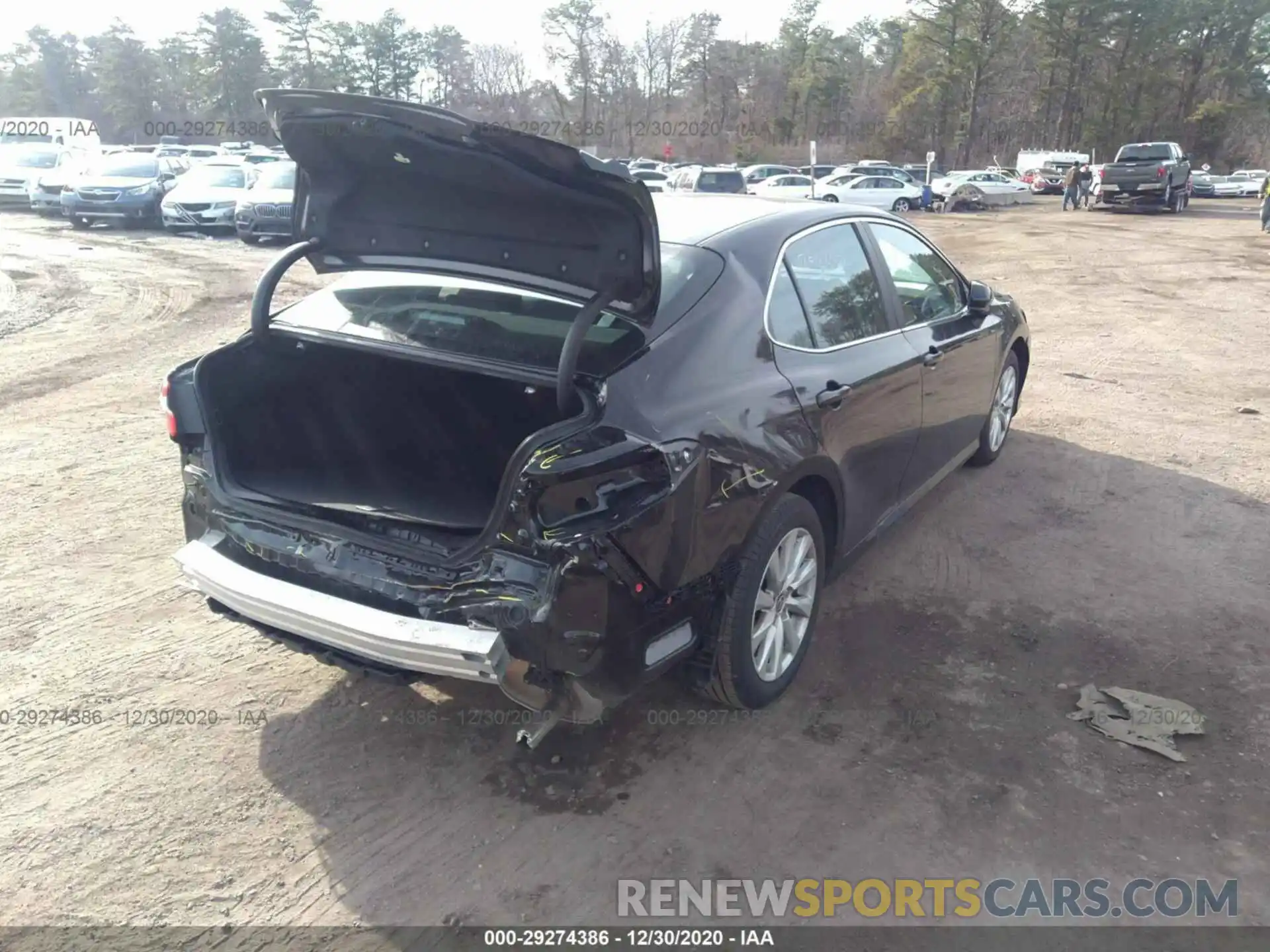 4 Photograph of a damaged car 4T1C11BK4LU004527 TOYOTA CAMRY 2020