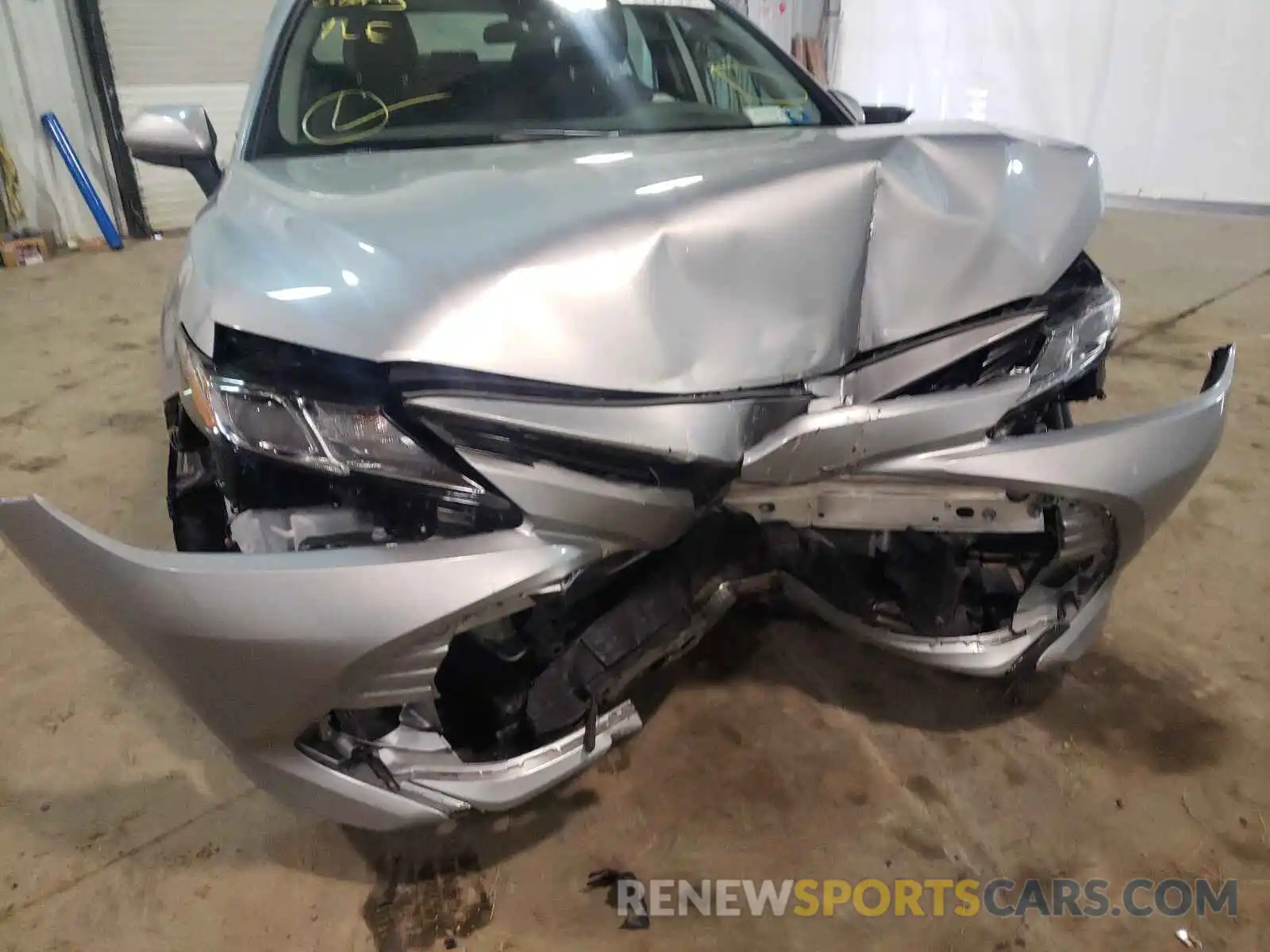 9 Photograph of a damaged car 4T1C11BK4LU013017 TOYOTA CAMRY 2020