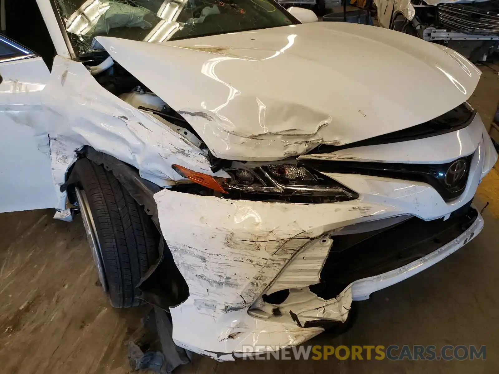 9 Photograph of a damaged car 4T1C11BK4LU013535 TOYOTA CAMRY 2020