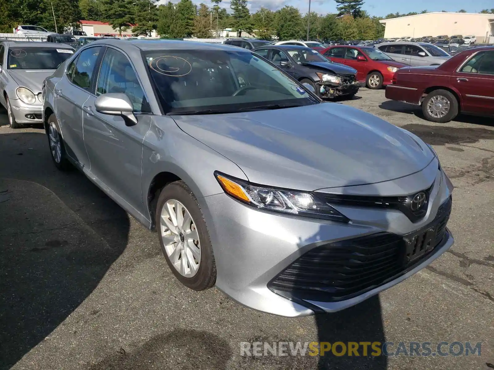 1 Photograph of a damaged car 4T1C11BK4LU014801 TOYOTA CAMRY 2020