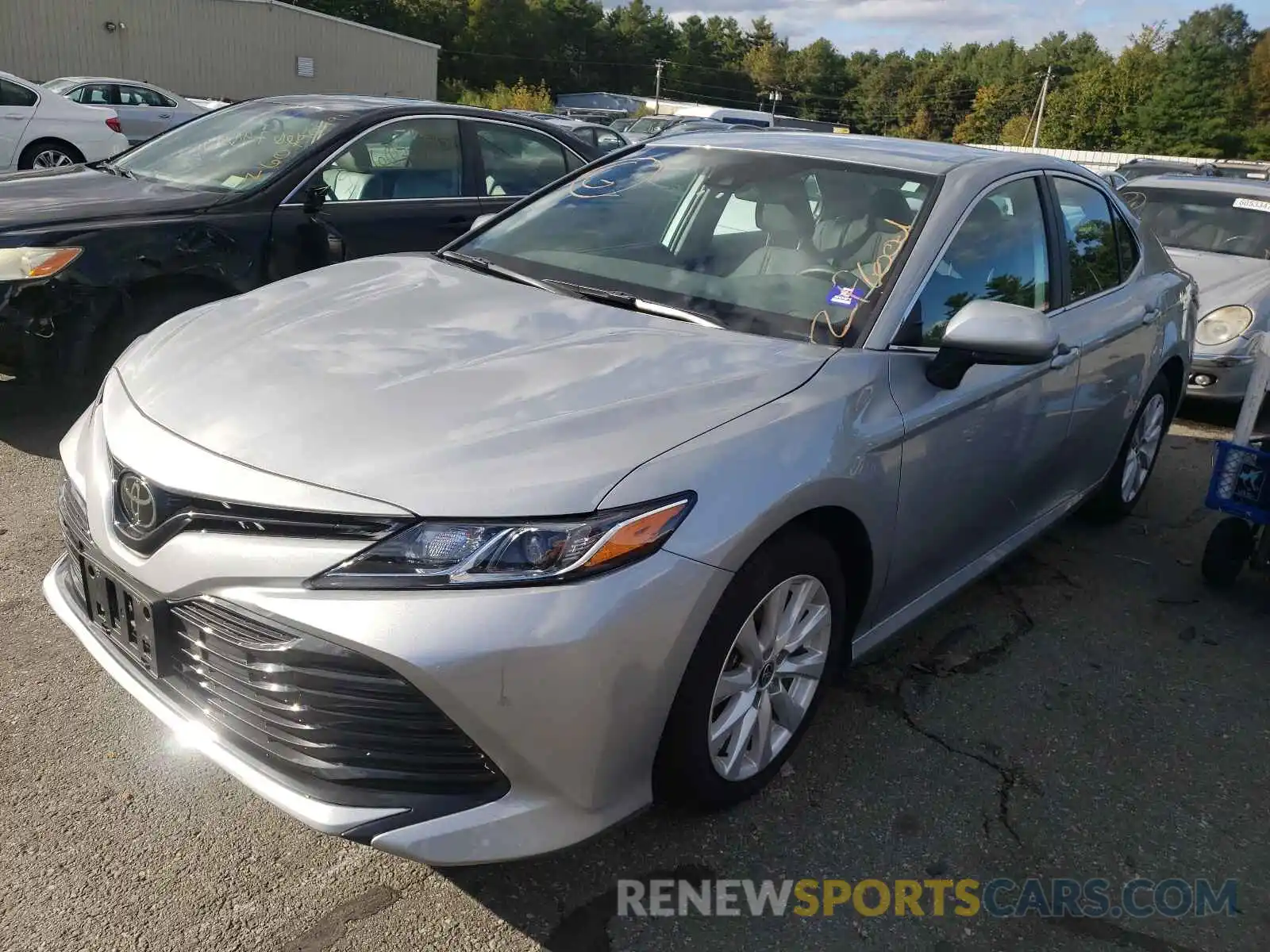 2 Photograph of a damaged car 4T1C11BK4LU014801 TOYOTA CAMRY 2020