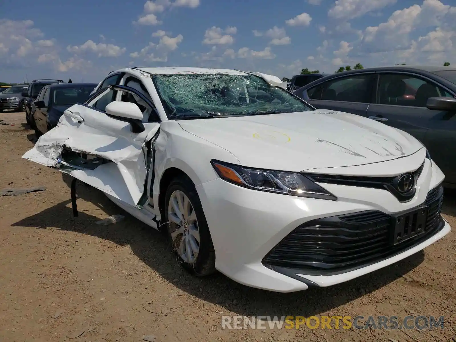 1 Photograph of a damaged car 4T1C11BK6LU006716 TOYOTA CAMRY 2020