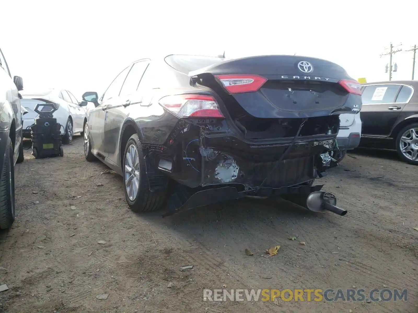 3 Photograph of a damaged car 4T1C11BK7LU002755 TOYOTA CAMRY 2020