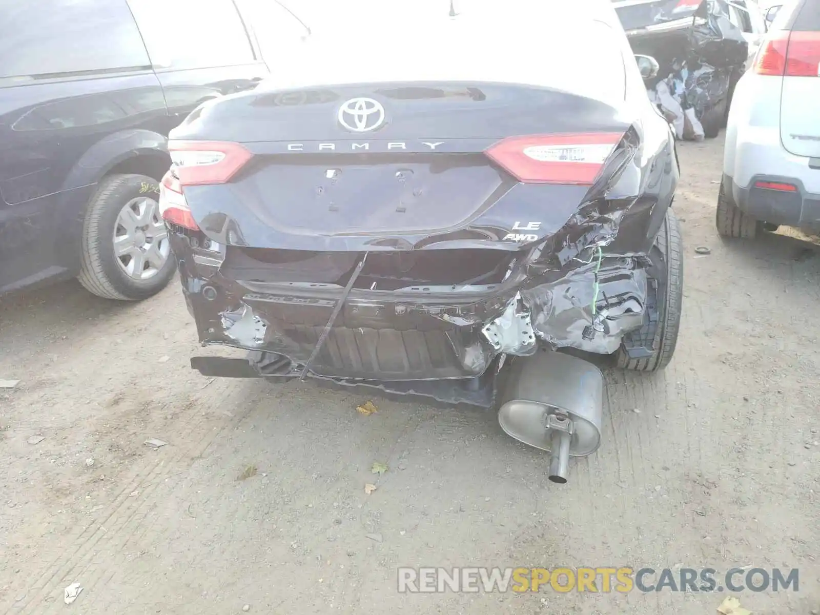 9 Photograph of a damaged car 4T1C11BK7LU002755 TOYOTA CAMRY 2020