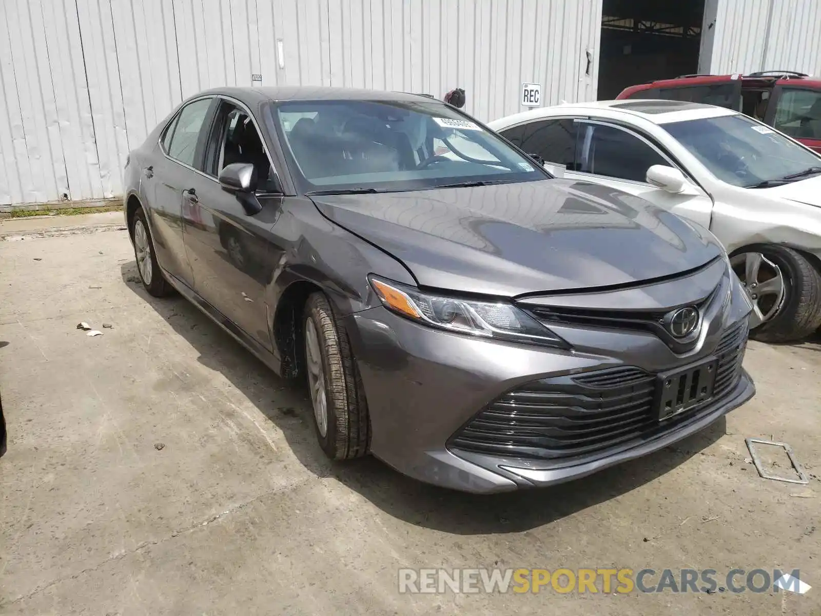 1 Photograph of a damaged car 4T1C11BK7LU004022 TOYOTA CAMRY 2020