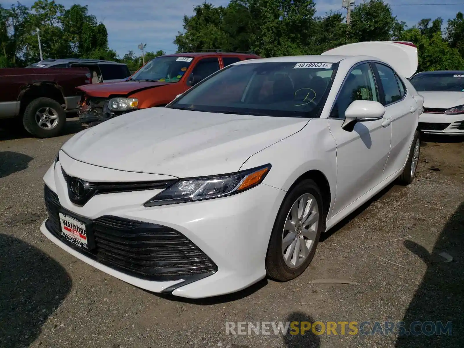 2 Photograph of a damaged car 4T1C11BK7LU011245 TOYOTA CAMRY 2020