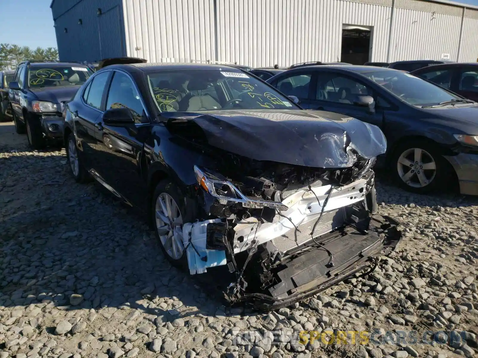 1 Photograph of a damaged car 4T1C11BK8LU004997 TOYOTA CAMRY 2020