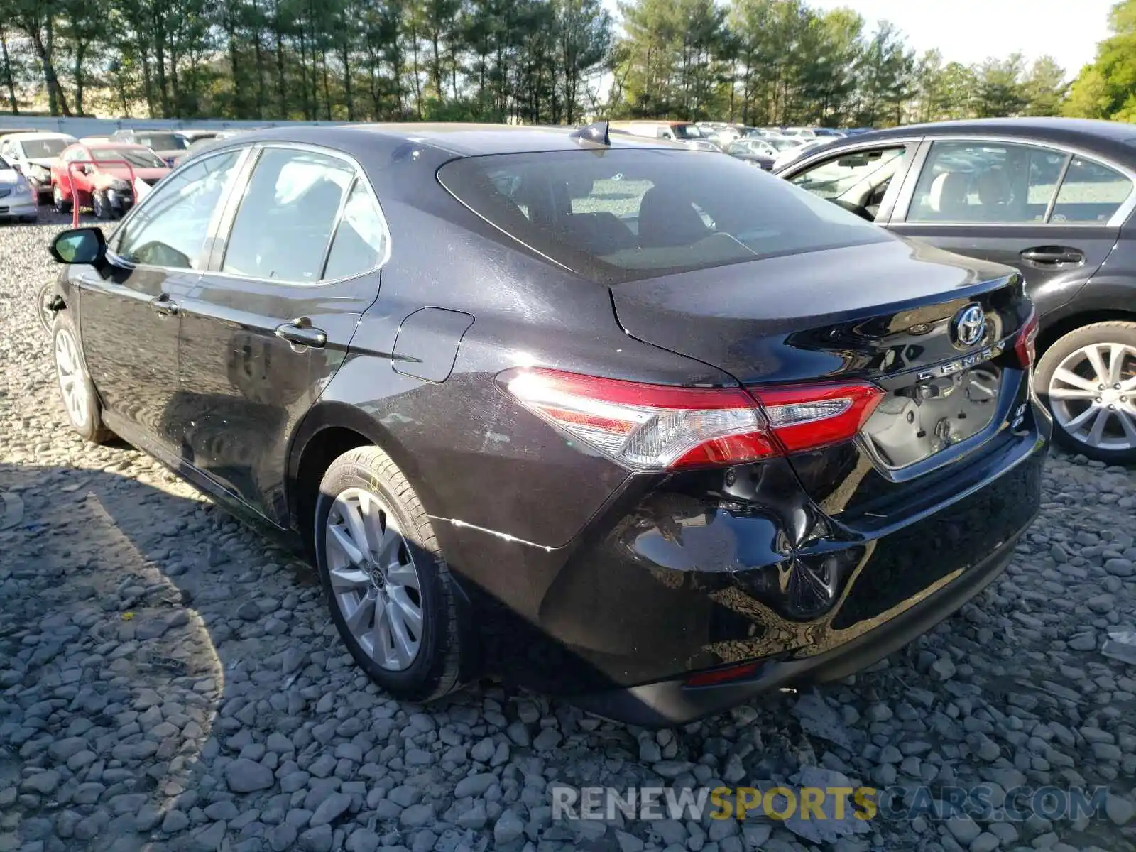 3 Photograph of a damaged car 4T1C11BK8LU004997 TOYOTA CAMRY 2020