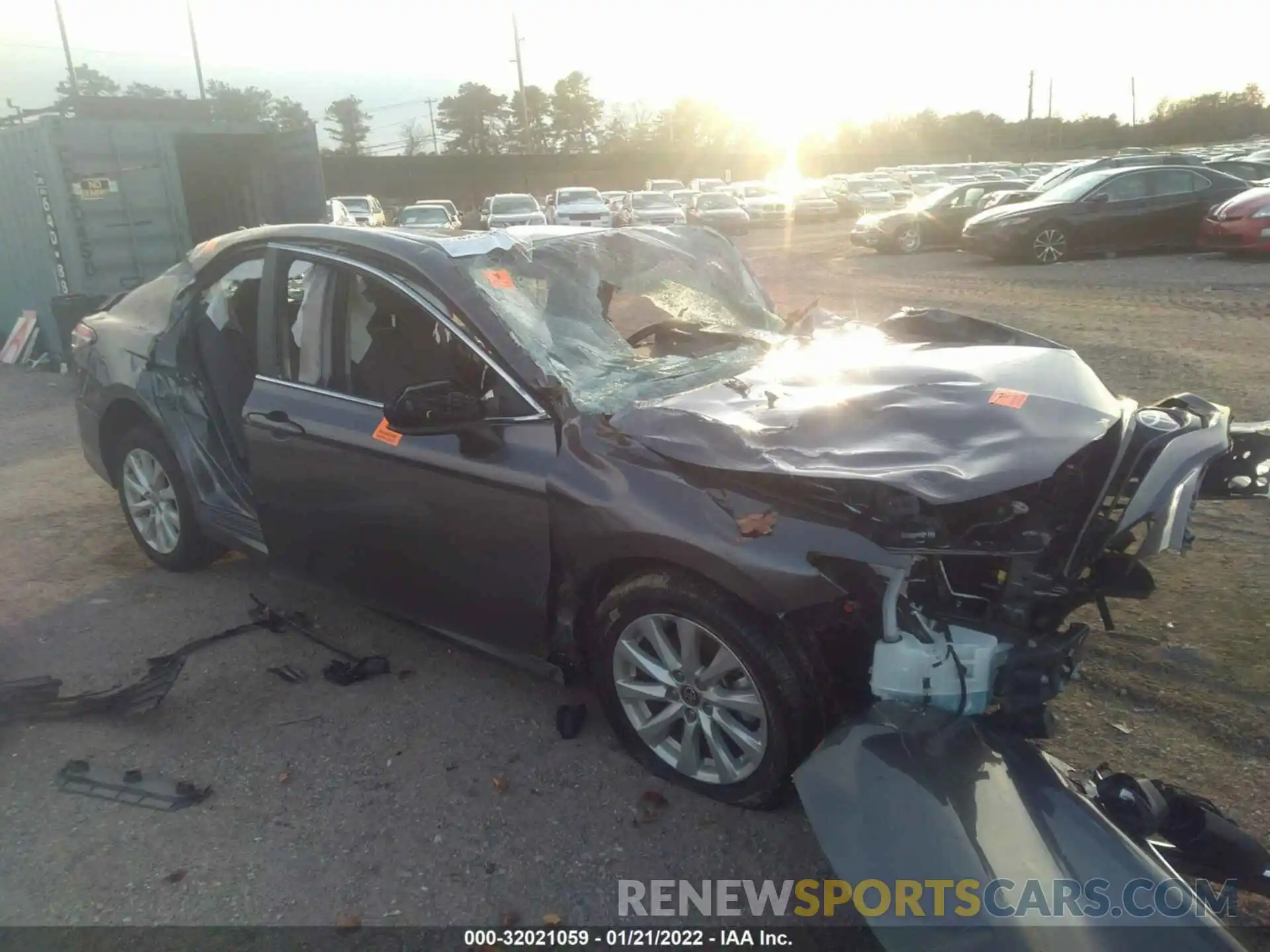 1 Photograph of a damaged car 4T1C11BK8LU005227 TOYOTA CAMRY 2020