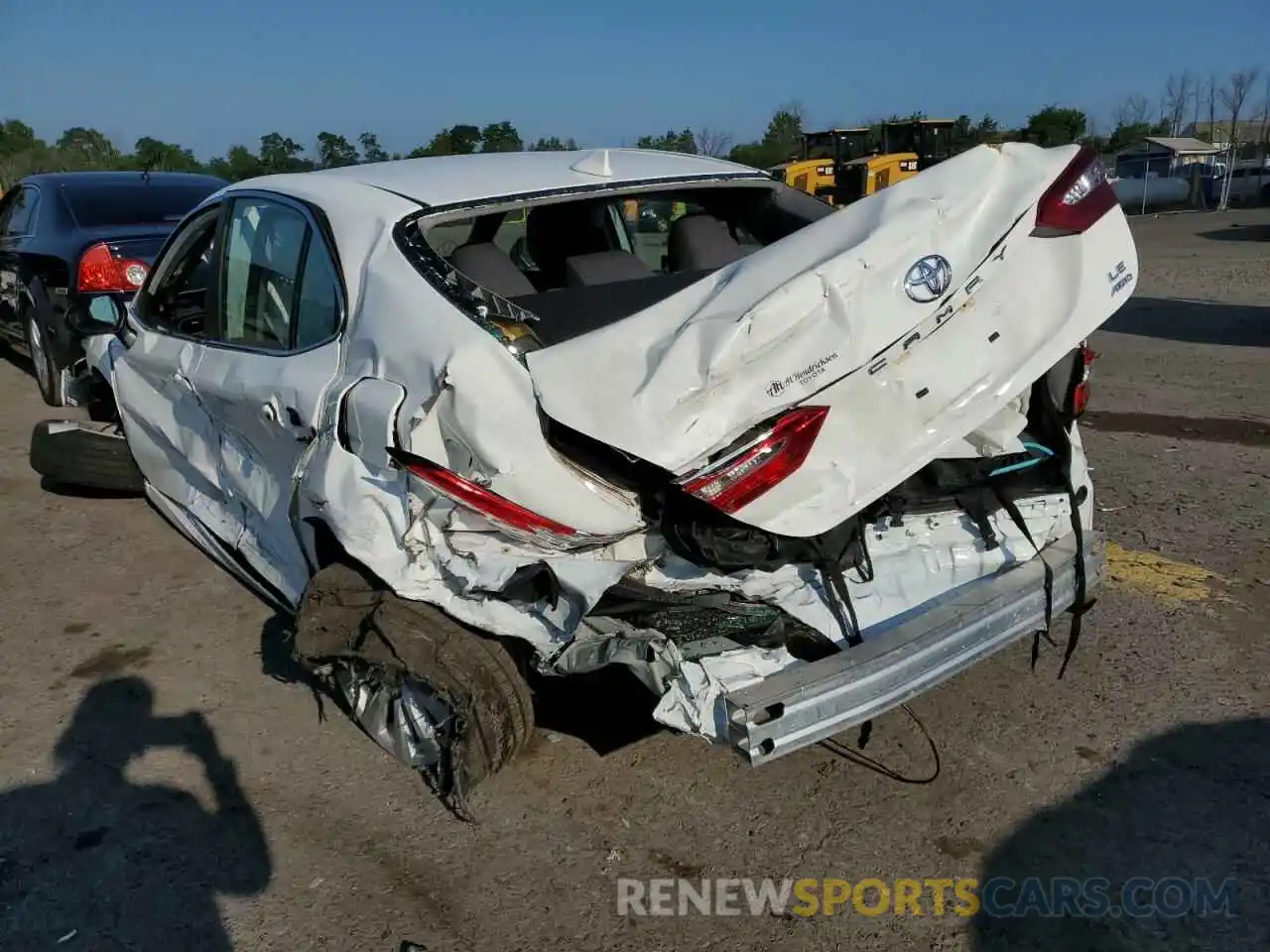 9 Photograph of a damaged car 4T1C11BK8LU008709 TOYOTA CAMRY 2020