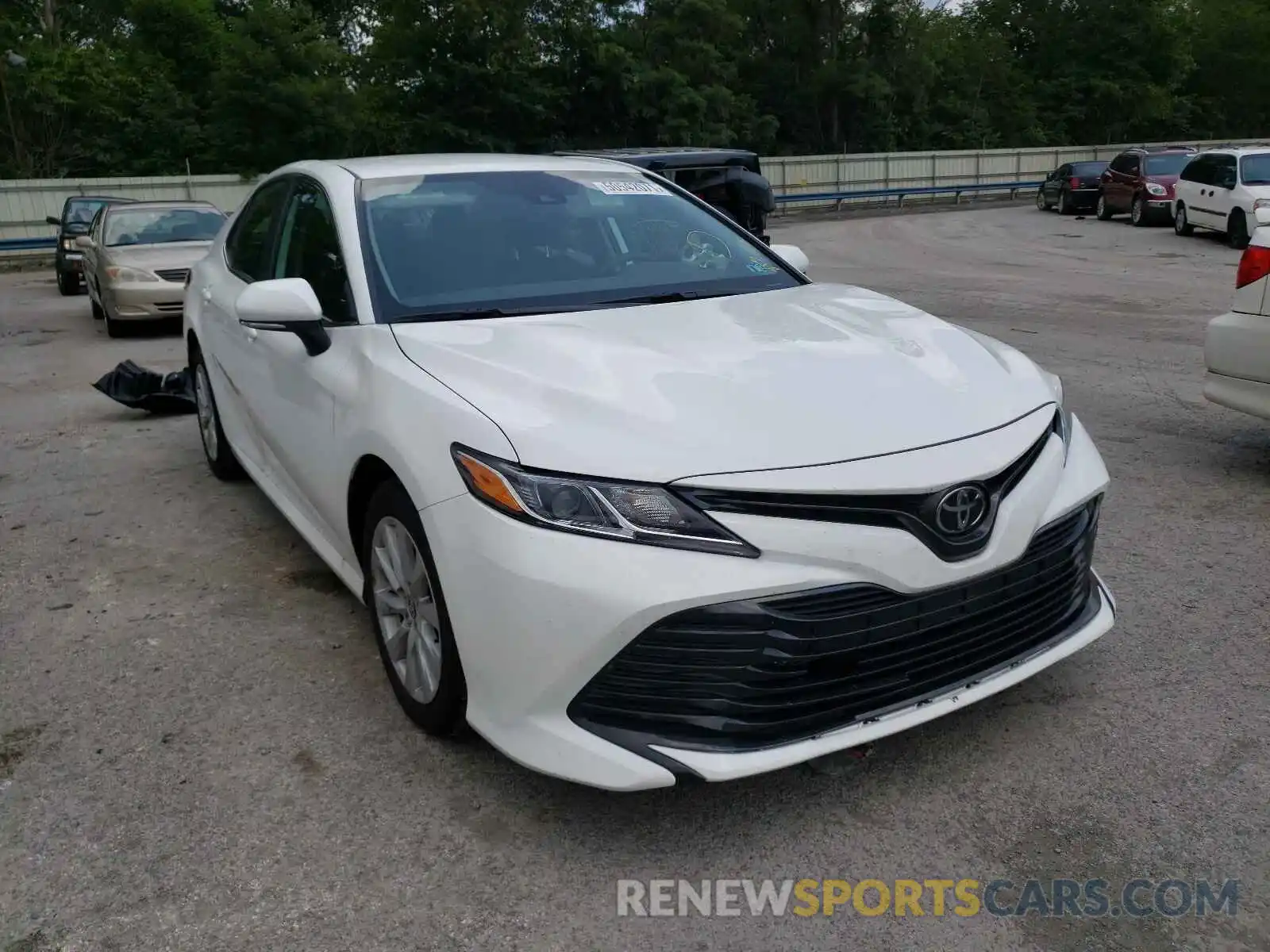 1 Photograph of a damaged car 4T1C11BK8LU010587 TOYOTA CAMRY 2020