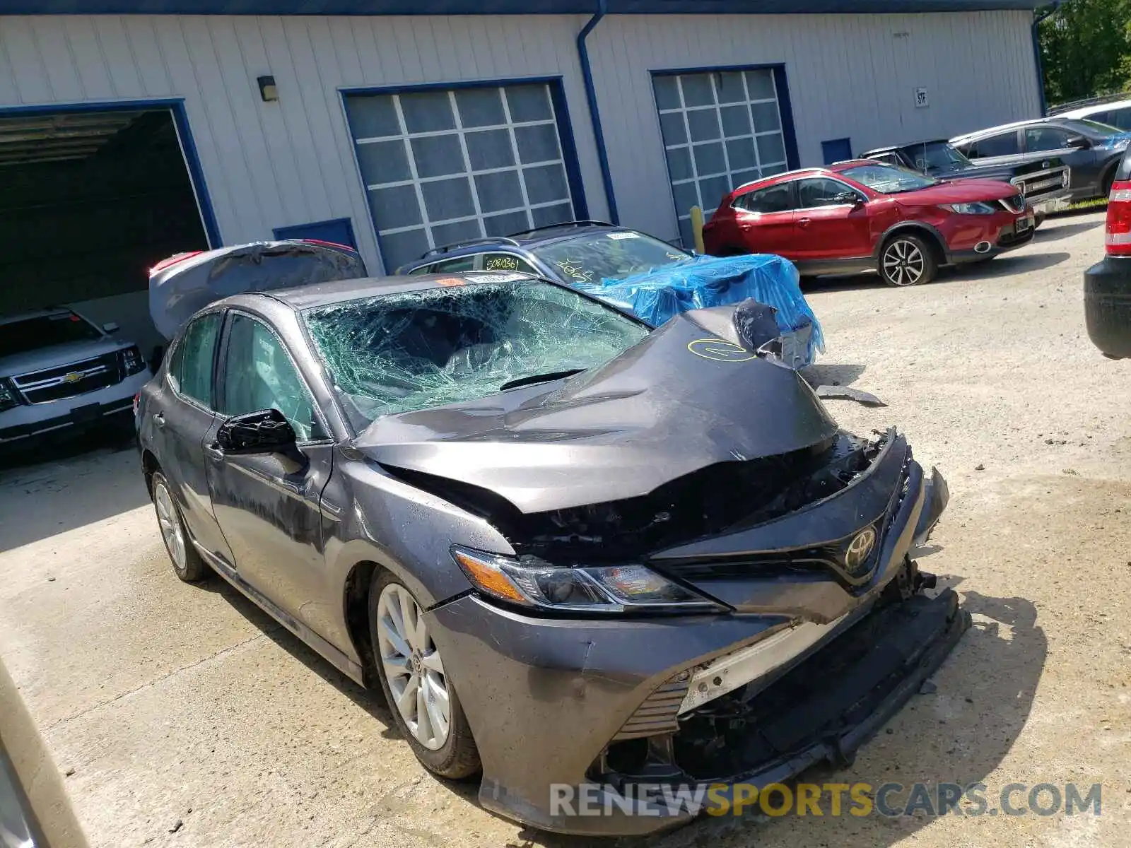 1 Photograph of a damaged car 4T1C11BK8LU012971 TOYOTA CAMRY 2020