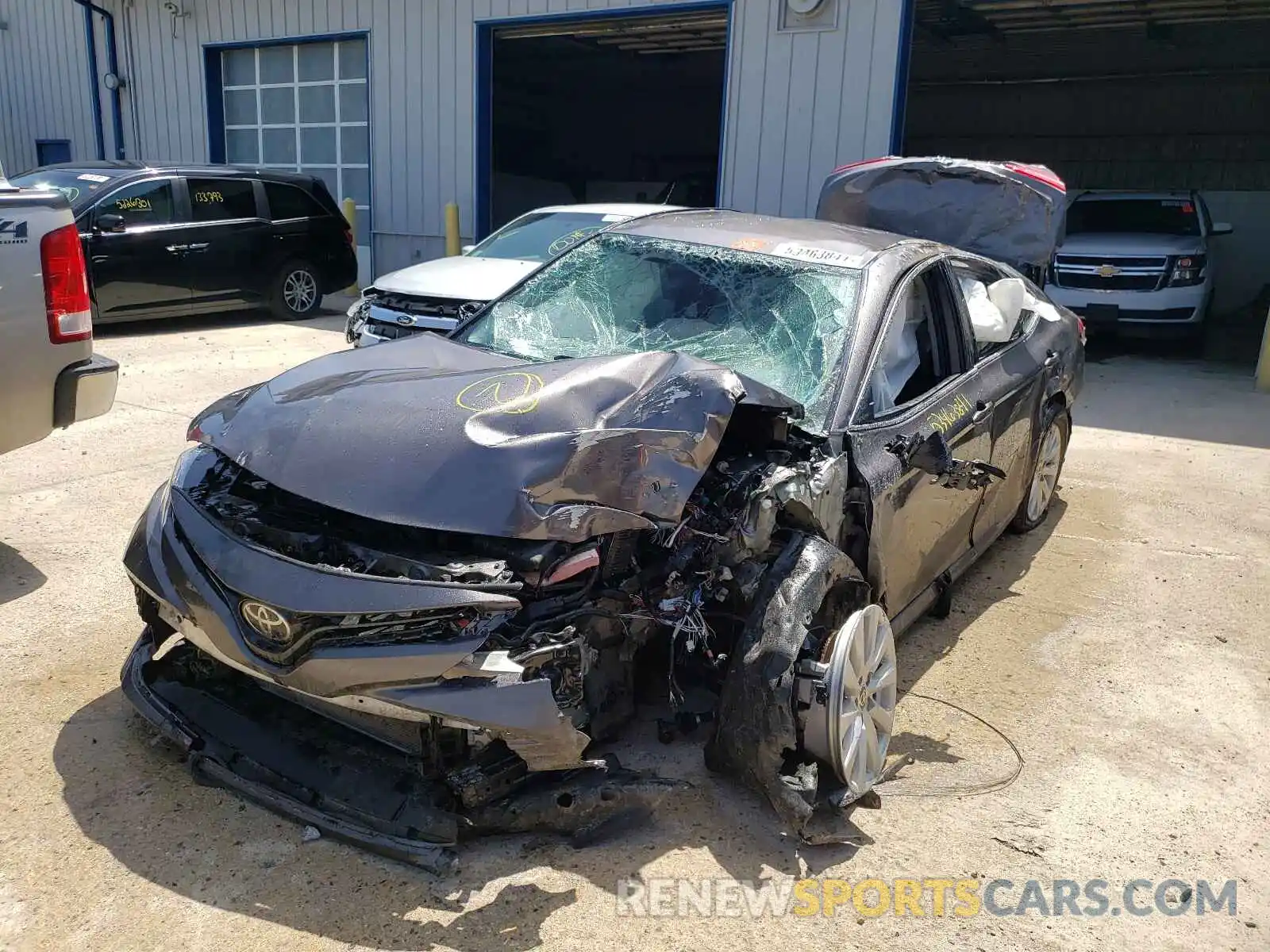 2 Photograph of a damaged car 4T1C11BK8LU012971 TOYOTA CAMRY 2020