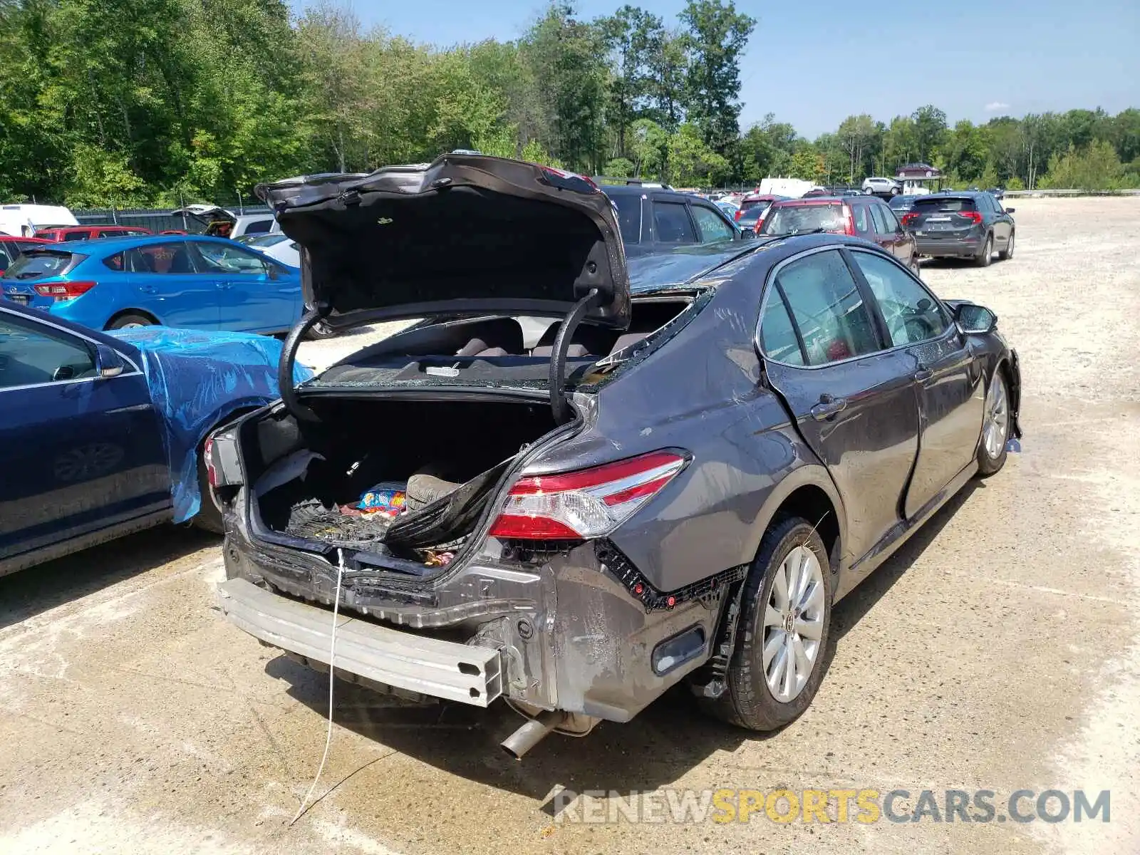 4 Photograph of a damaged car 4T1C11BK8LU012971 TOYOTA CAMRY 2020