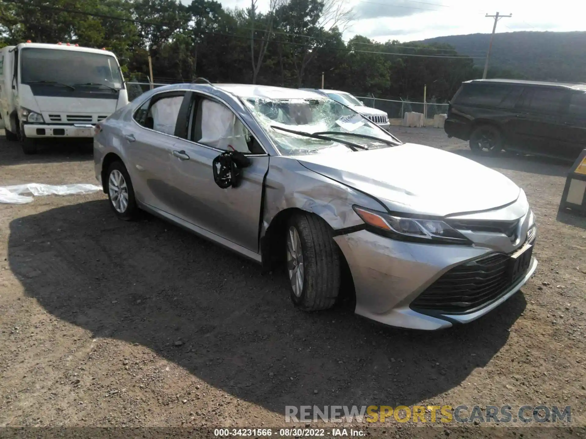 1 Photograph of a damaged car 4T1C11BK9LU005754 TOYOTA CAMRY 2020