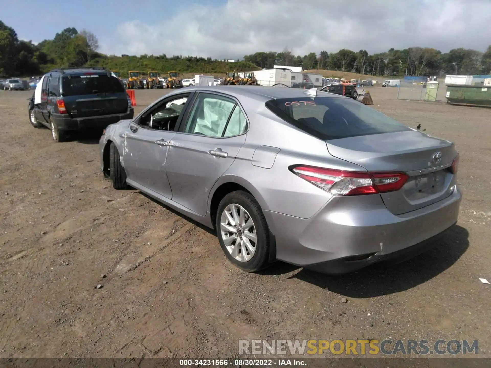 3 Photograph of a damaged car 4T1C11BK9LU005754 TOYOTA CAMRY 2020