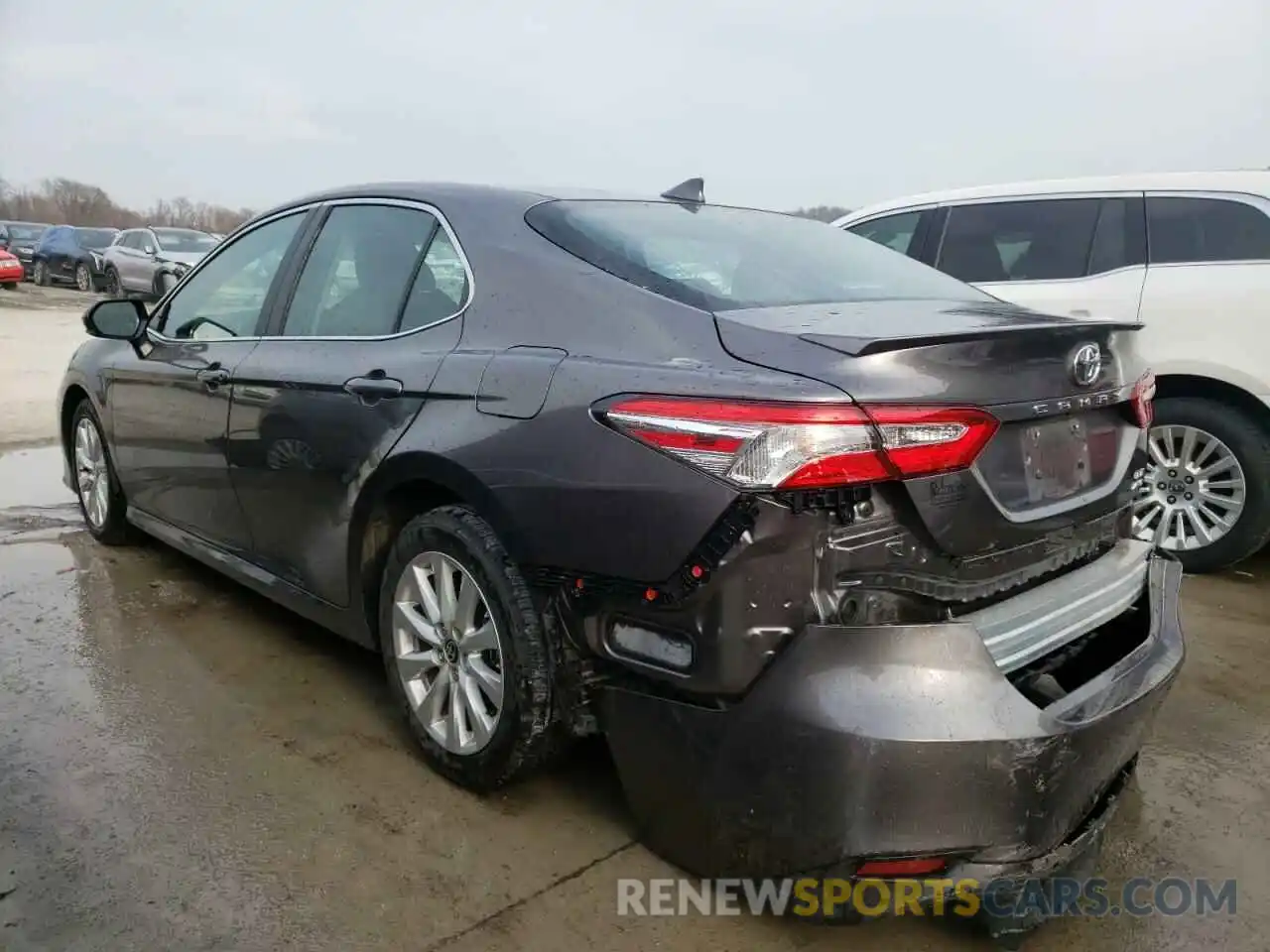 3 Photograph of a damaged car 4T1C11BK9LU006466 TOYOTA CAMRY 2020