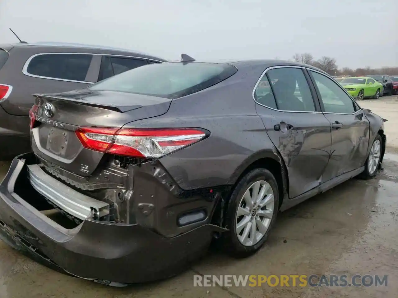 4 Photograph of a damaged car 4T1C11BK9LU006466 TOYOTA CAMRY 2020