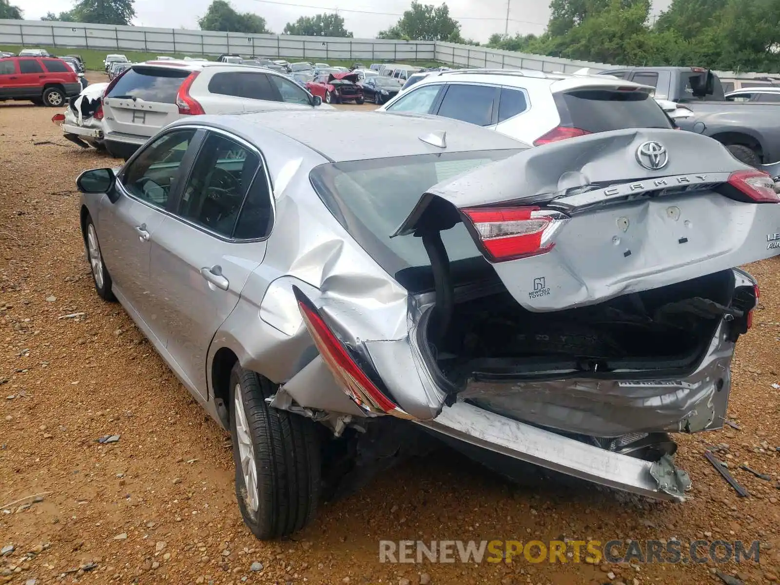 3 Photograph of a damaged car 4T1C11BKXLU007755 TOYOTA CAMRY 2020