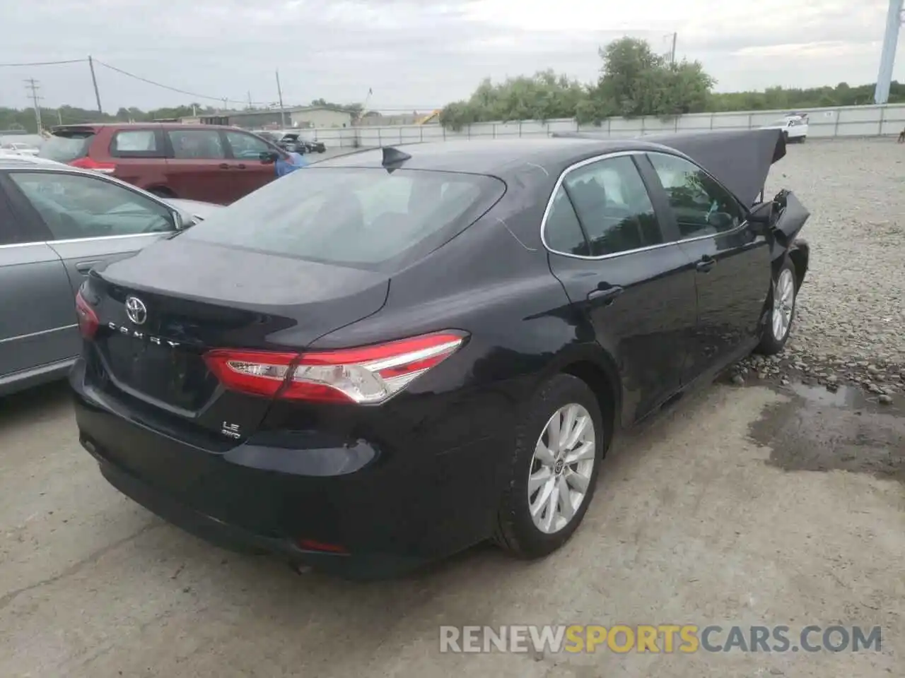 4 Photograph of a damaged car 4T1C11BKXLU008744 TOYOTA CAMRY 2020