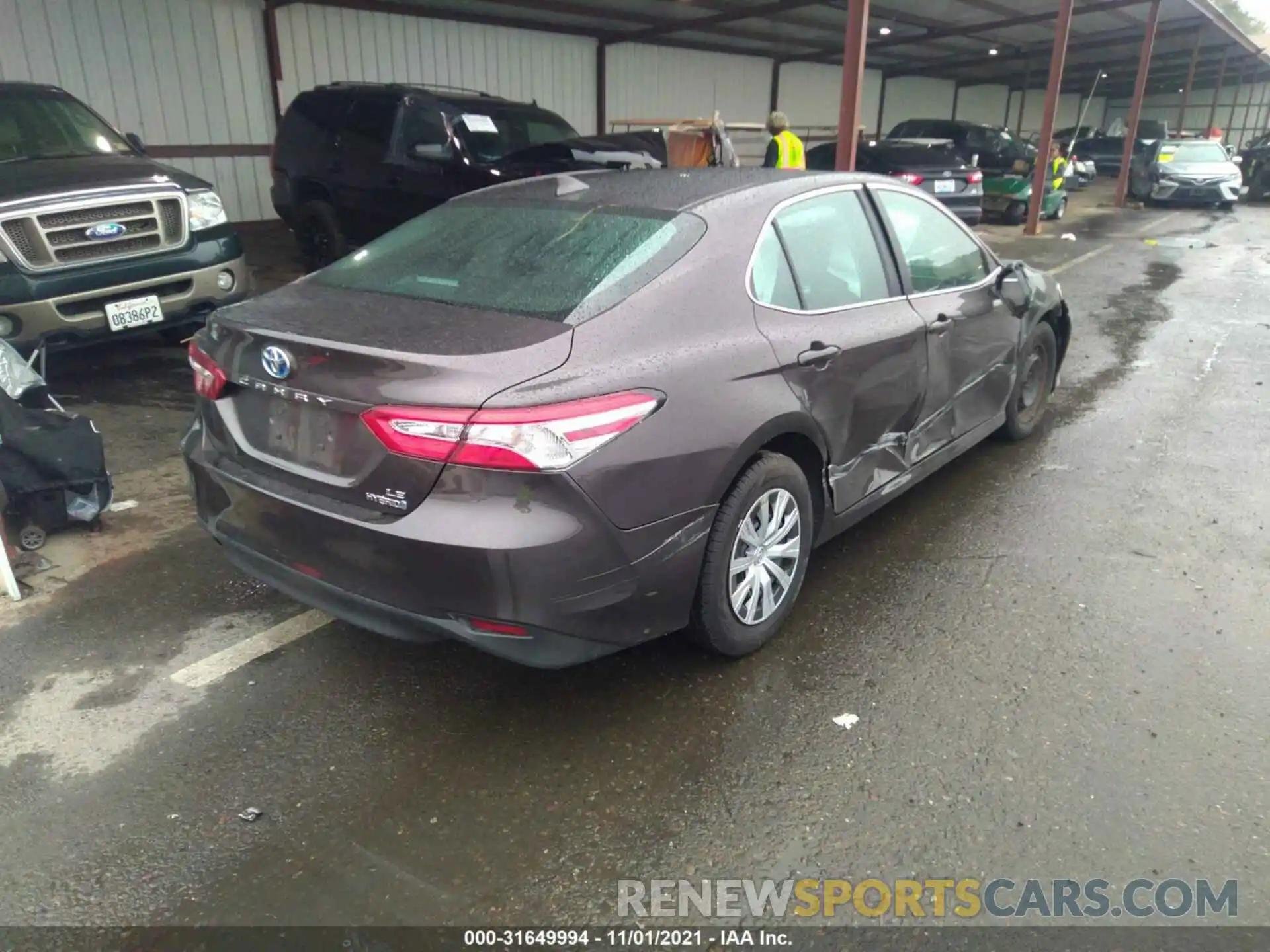 4 Photograph of a damaged car 4T1C31AK0LU011258 TOYOTA CAMRY 2020