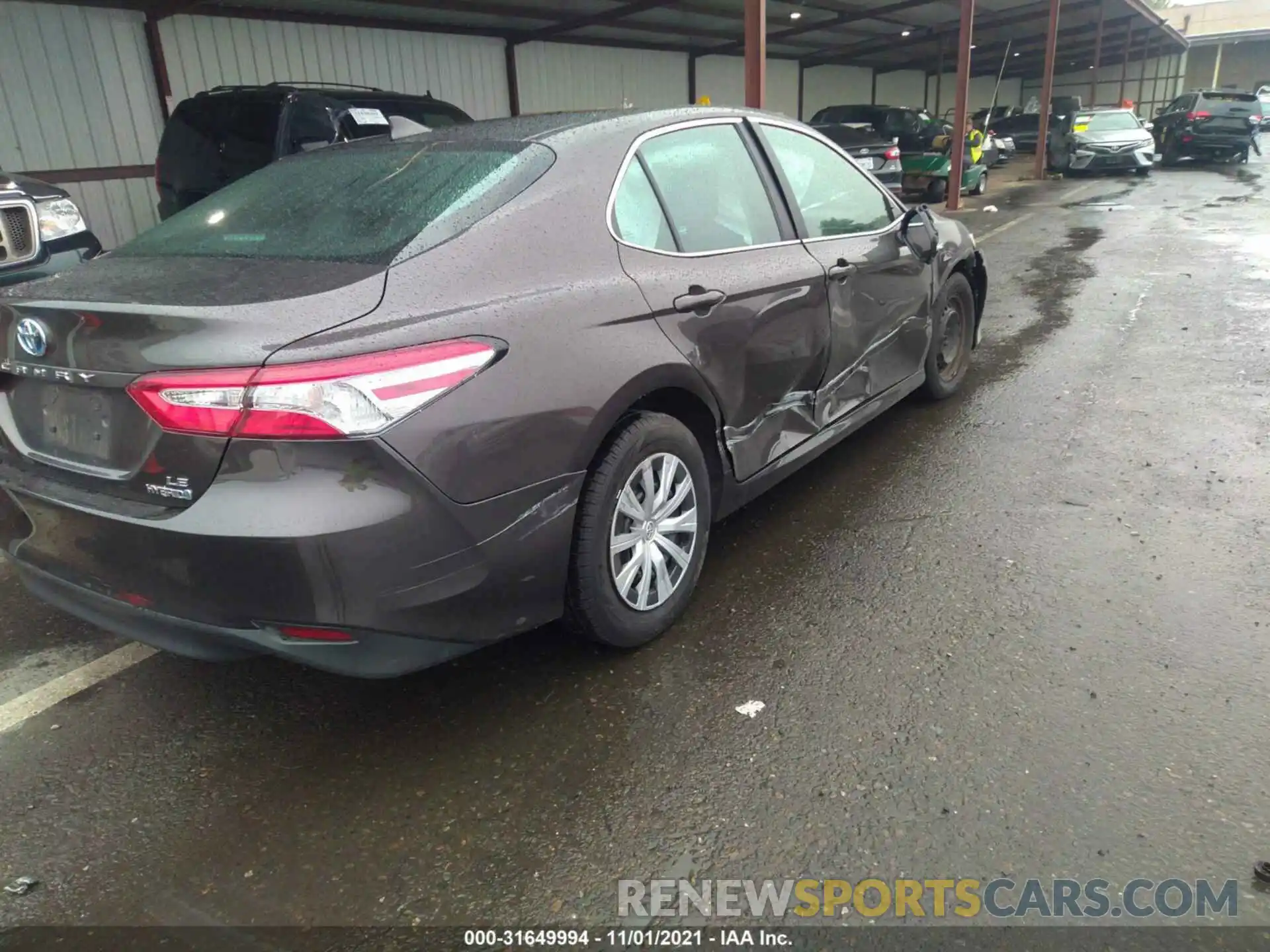 6 Photograph of a damaged car 4T1C31AK0LU011258 TOYOTA CAMRY 2020