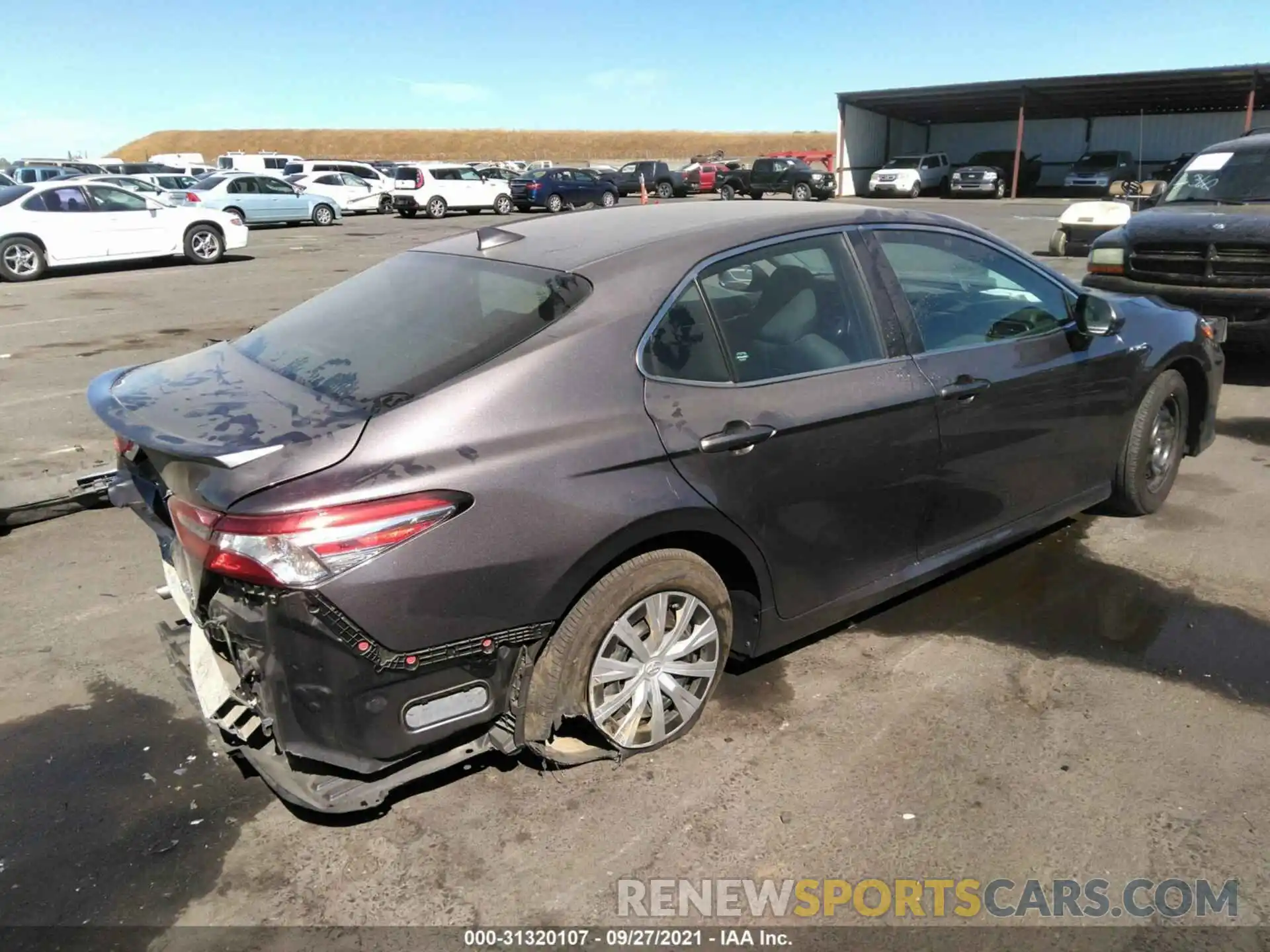 4 Photograph of a damaged car 4T1C31AK0LU012989 TOYOTA CAMRY 2020