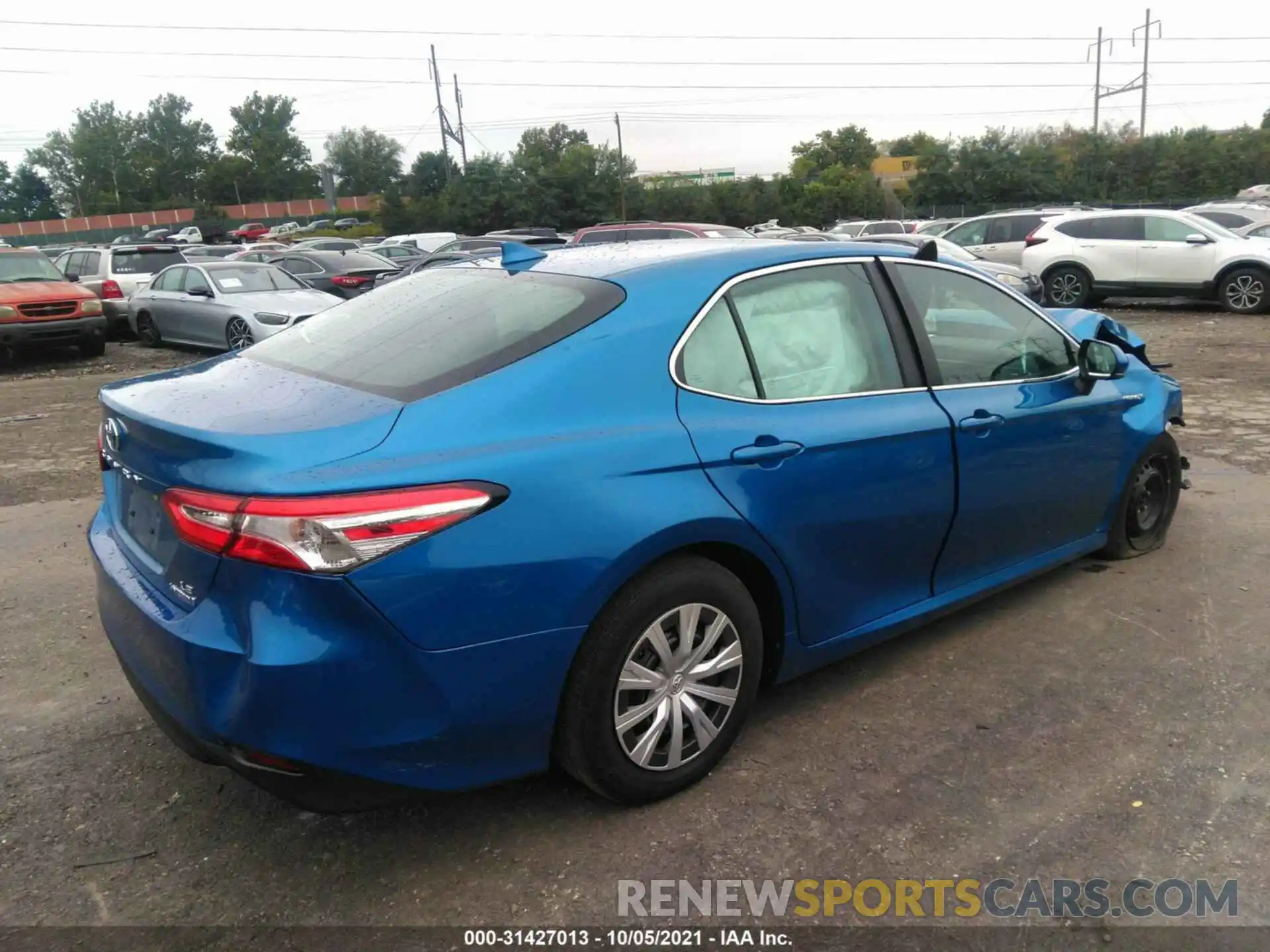 4 Photograph of a damaged car 4T1C31AK0LU016735 TOYOTA CAMRY 2020