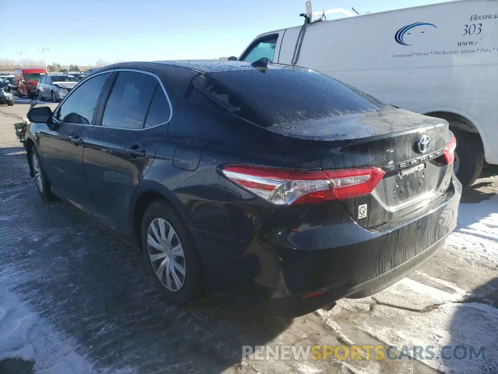 3 Photograph of a damaged car 4T1C31AK0LU018436 TOYOTA CAMRY 2020