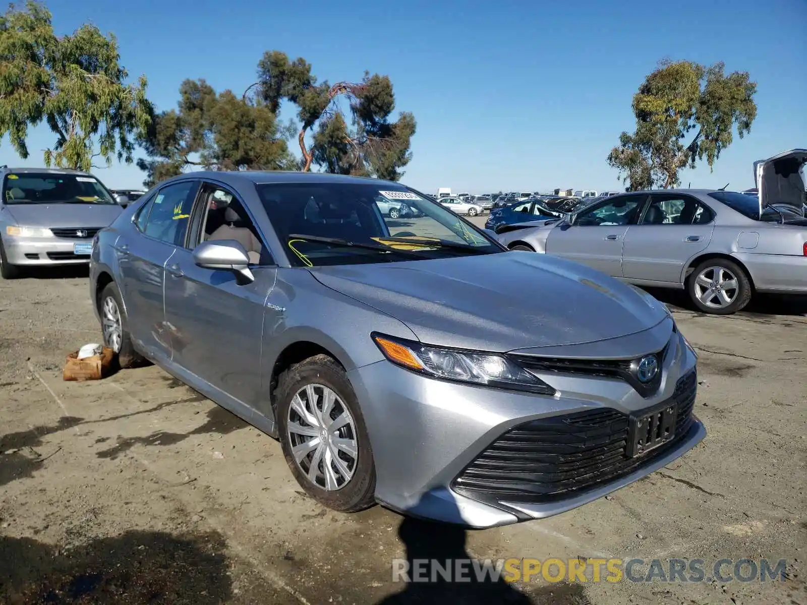 1 Photograph of a damaged car 4T1C31AK0LU521139 TOYOTA CAMRY 2020