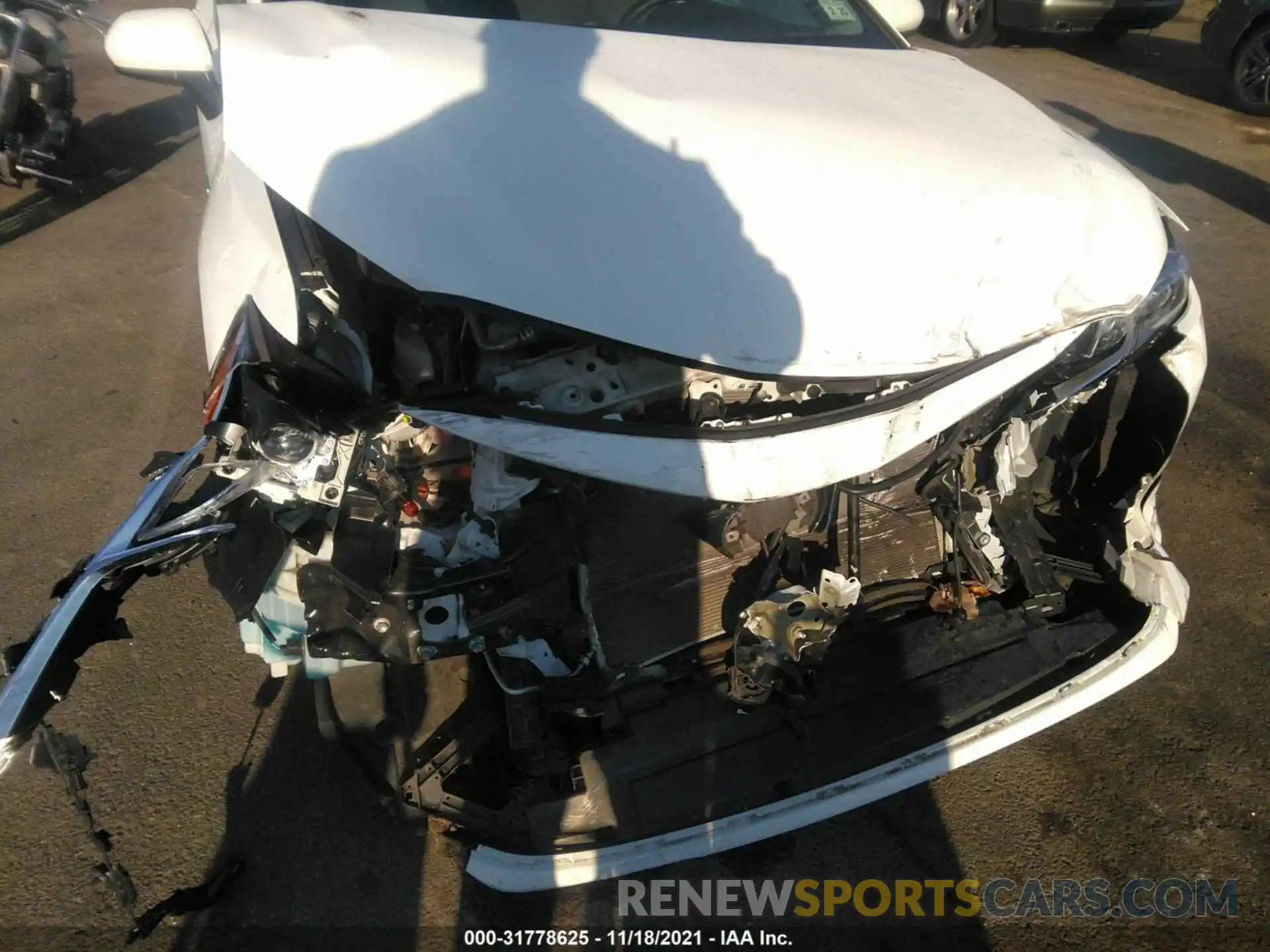 6 Photograph of a damaged car 4T1C31AK0LU523005 TOYOTA CAMRY 2020