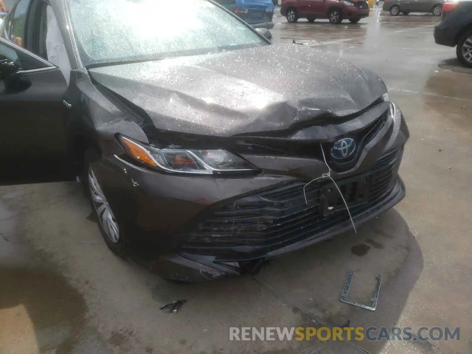 9 Photograph of a damaged car 4T1C31AK0LU528348 TOYOTA CAMRY 2020