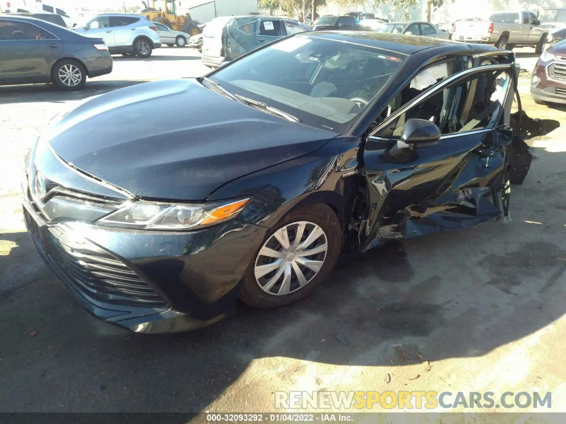 2 Photograph of a damaged car 4T1C31AK0LU537762 TOYOTA CAMRY 2020