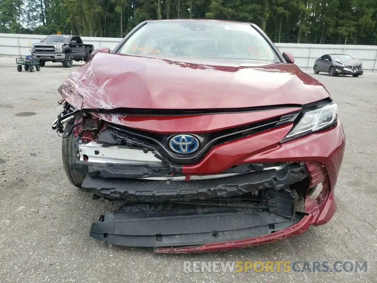 9 Photograph of a damaged car 4T1C31AK0LU538815 TOYOTA CAMRY 2020