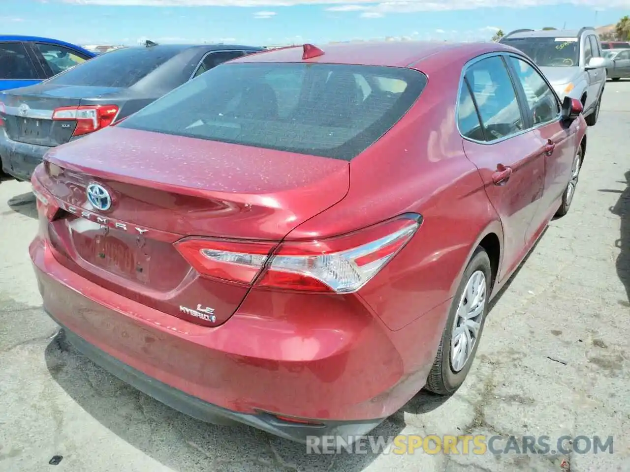 4 Photograph of a damaged car 4T1C31AK0LU540239 TOYOTA CAMRY 2020