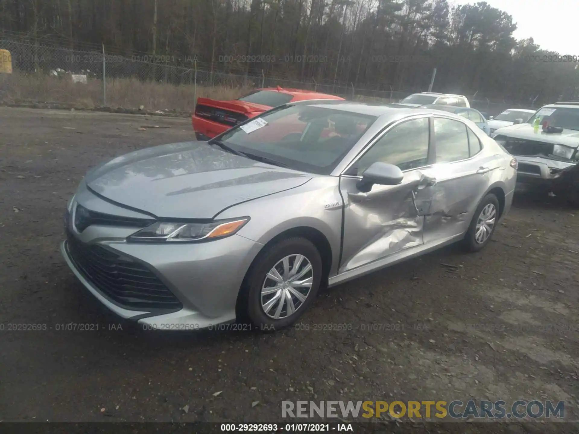 2 Photograph of a damaged car 4T1C31AK0LU541357 TOYOTA CAMRY 2020