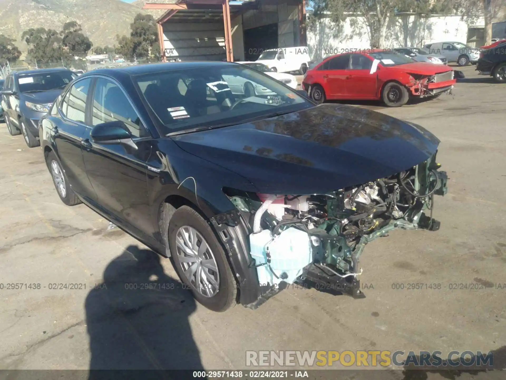 1 Photograph of a damaged car 4T1C31AK1LU017800 TOYOTA CAMRY 2020