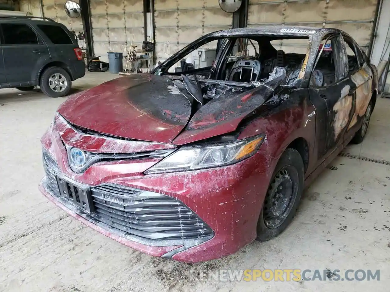 2 Photograph of a damaged car 4T1C31AK1LU523059 TOYOTA CAMRY 2020