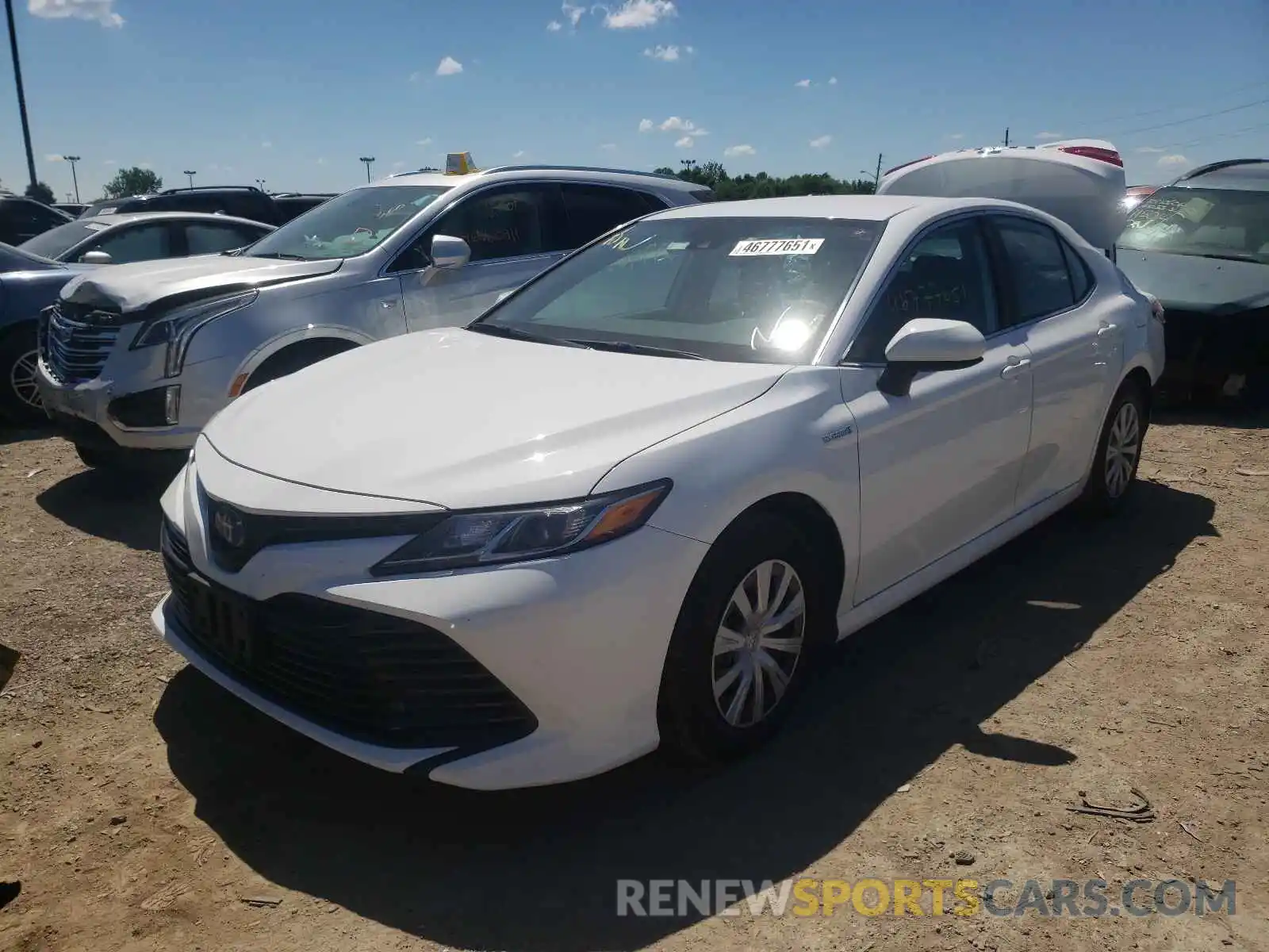 2 Photograph of a damaged car 4T1C31AK1LU526236 TOYOTA CAMRY 2020