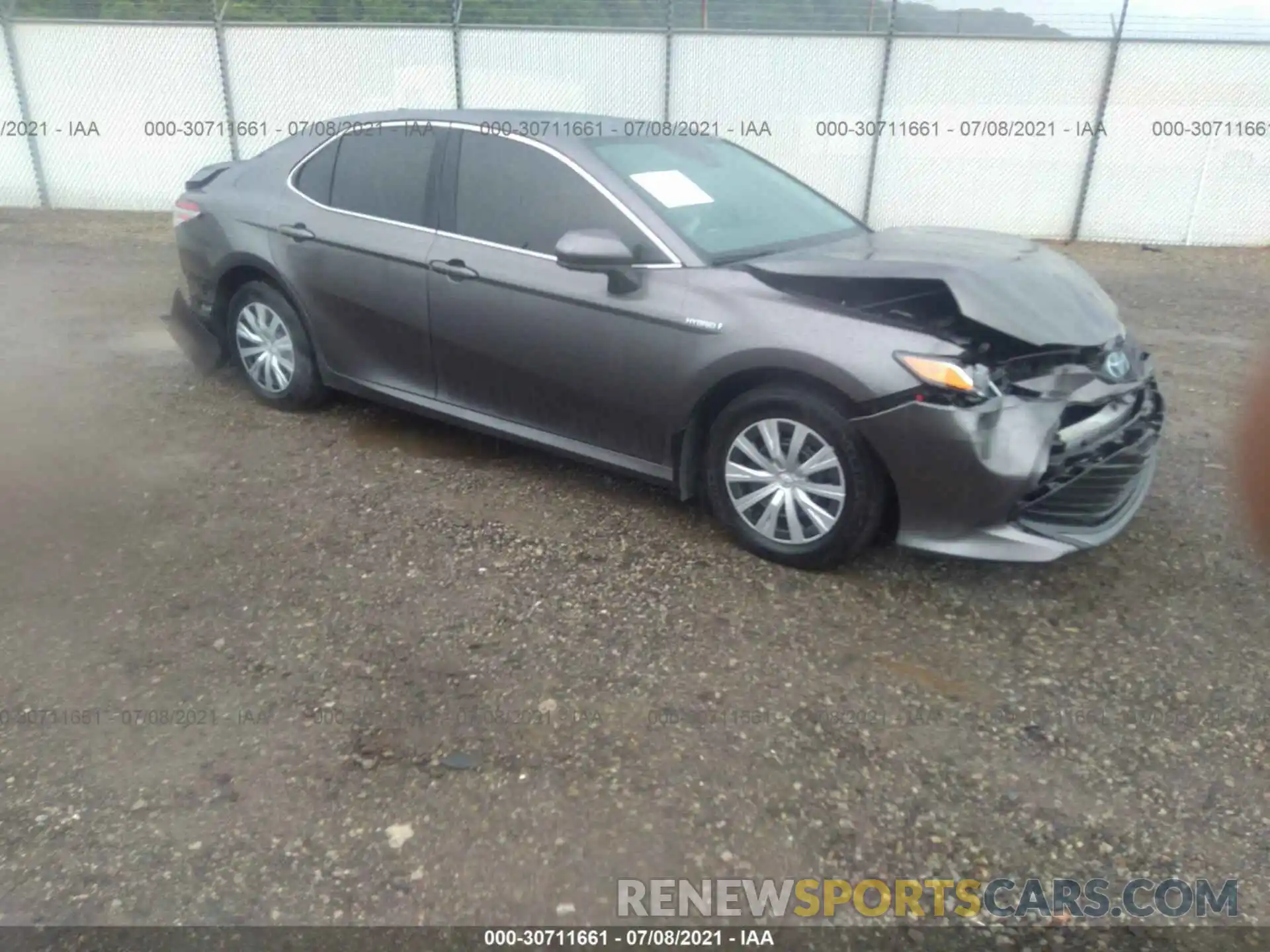 1 Photograph of a damaged car 4T1C31AK1LU528438 TOYOTA CAMRY 2020