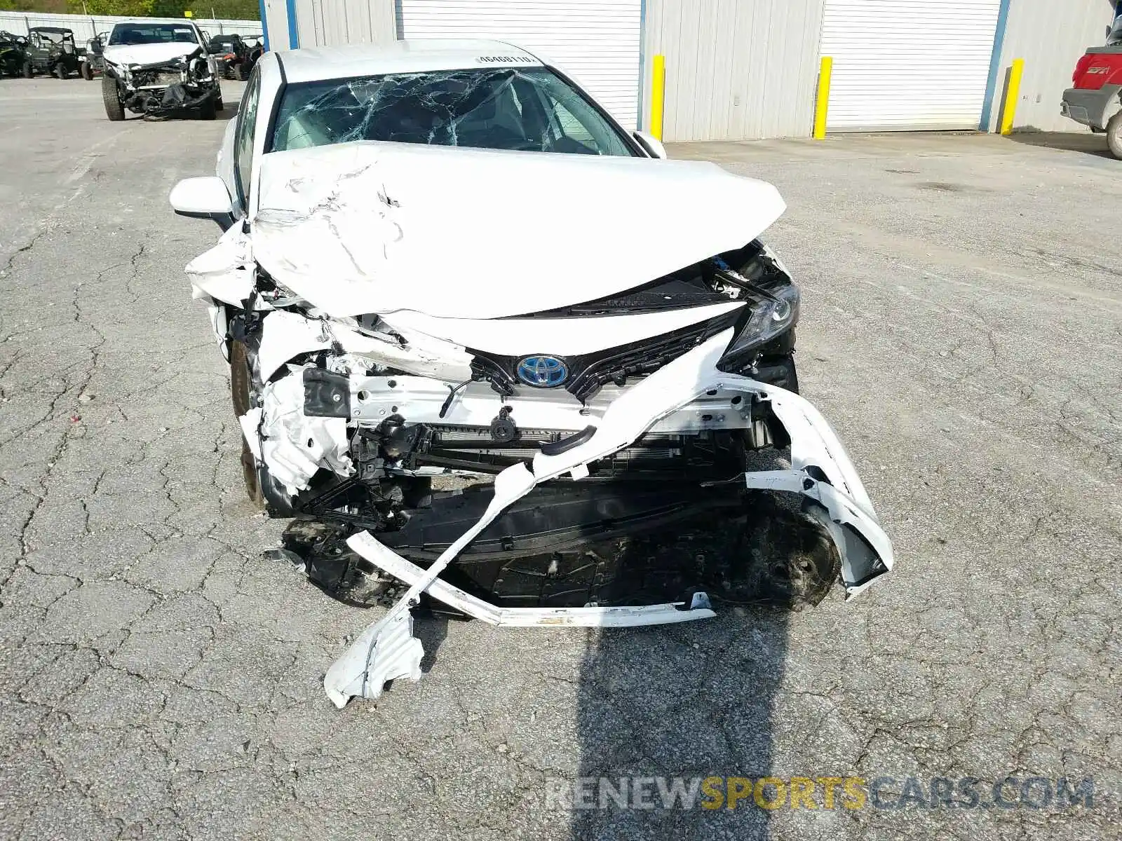 9 Photograph of a damaged car 4T1C31AK1LU532067 TOYOTA CAMRY 2020