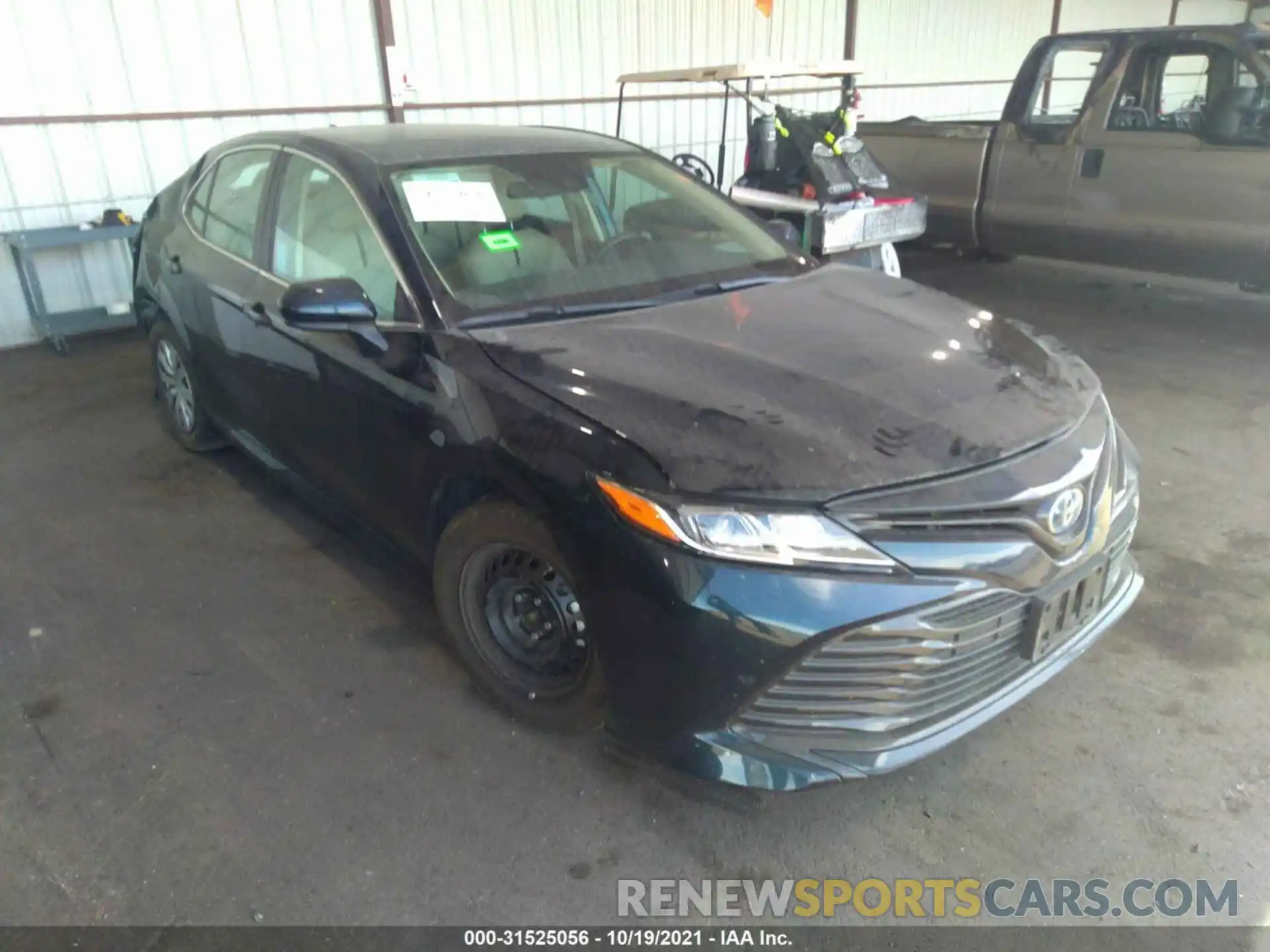 1 Photograph of a damaged car 4T1C31AK1LU533221 TOYOTA CAMRY 2020