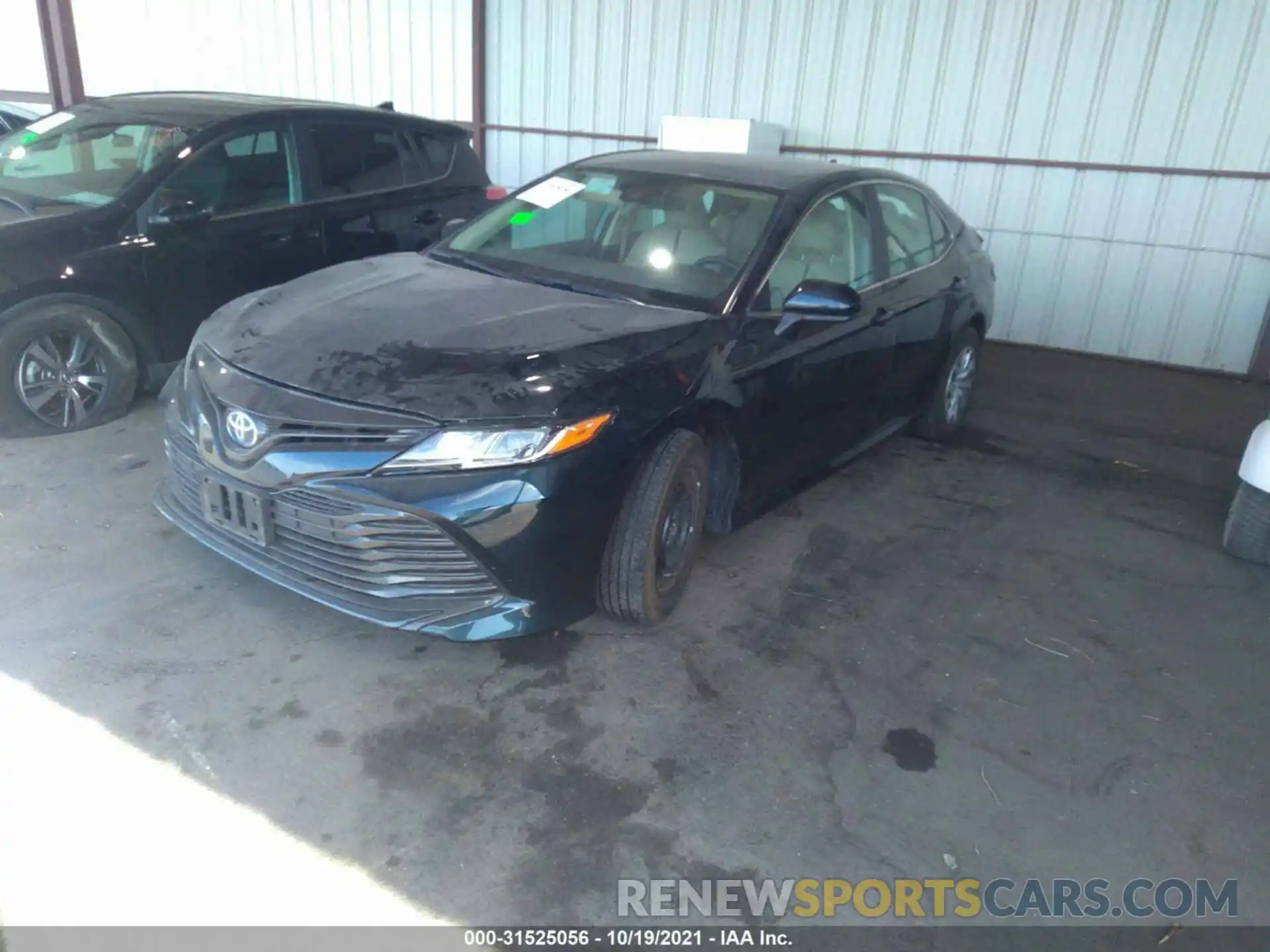 2 Photograph of a damaged car 4T1C31AK1LU533221 TOYOTA CAMRY 2020