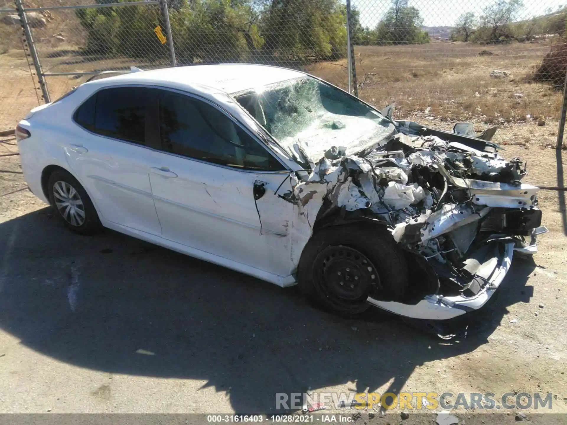 1 Photograph of a damaged car 4T1C31AK1LU537799 TOYOTA CAMRY 2020